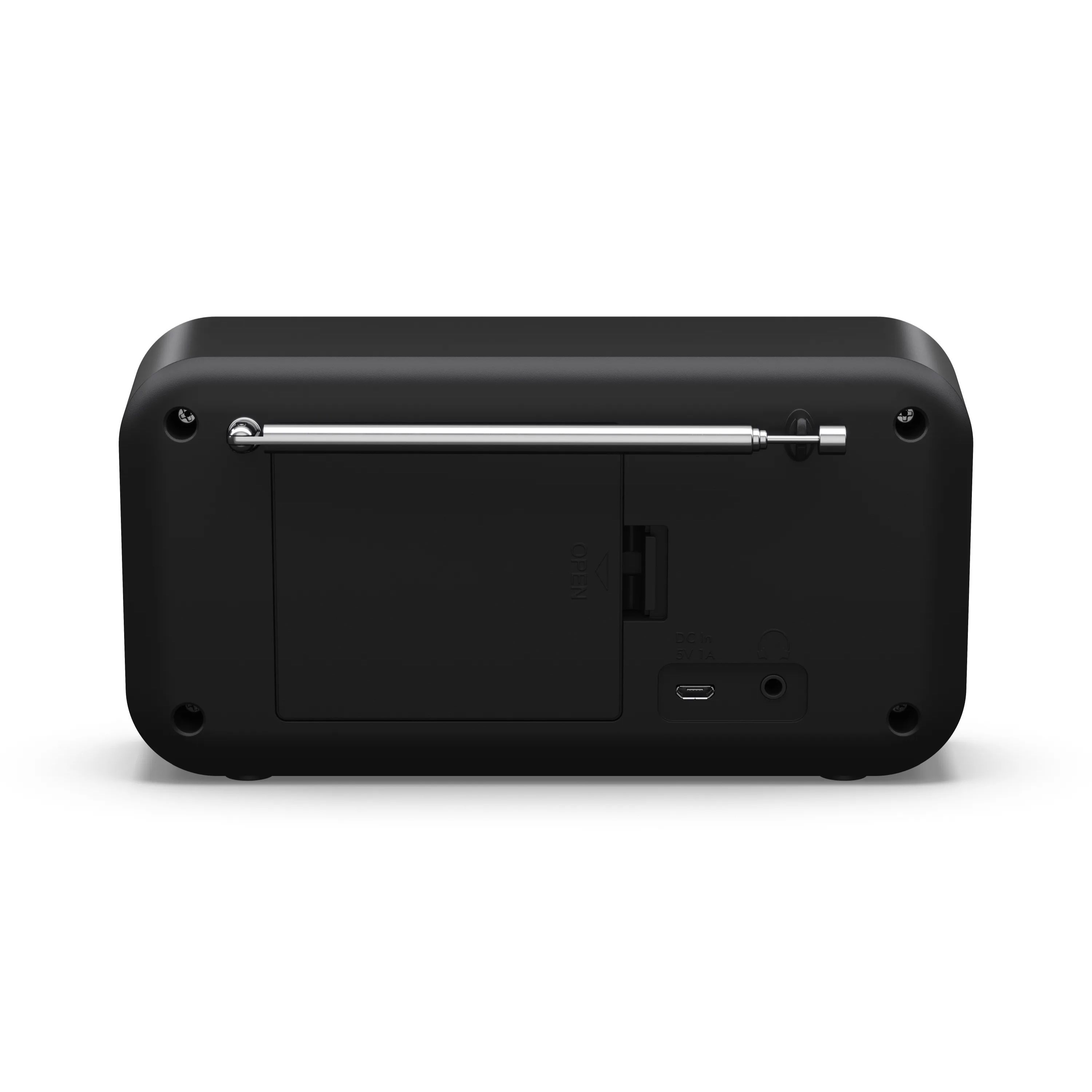 Czarne radio, widok z tyłu. Ma antenę, porty i otwarte drzwiczki baterii.