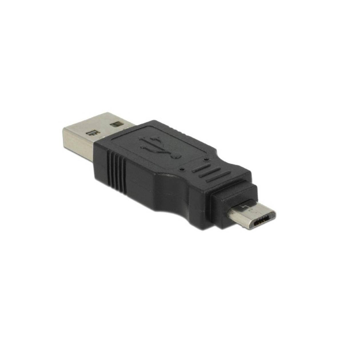Czarny adapter USB ze złączami USB i micro-USB. Wyizolowany na białym tle.
