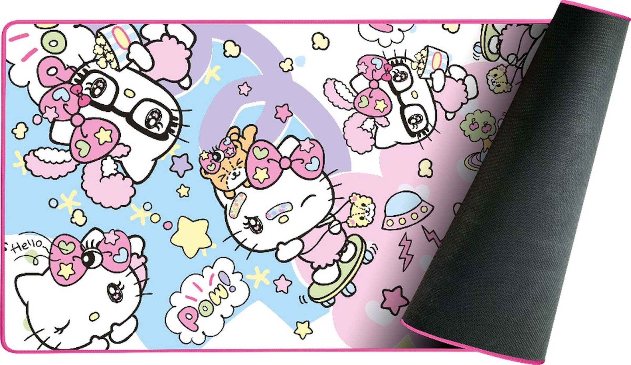Podkładka pod mysz Hello Kitty z postaciami, tekstem i różową obwódką.