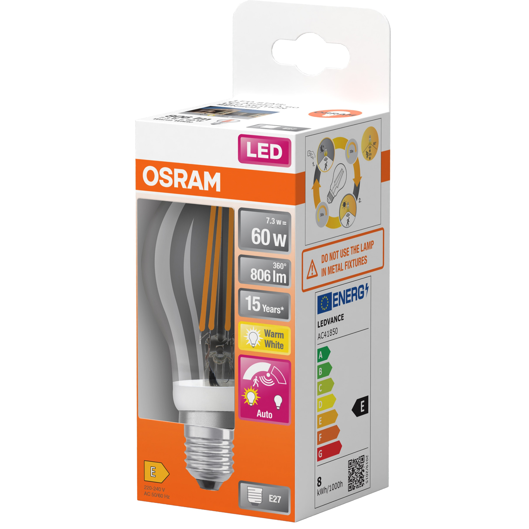 Une boîte pour une ampoule LED. L'ampoule est visible à travers l'emballage.