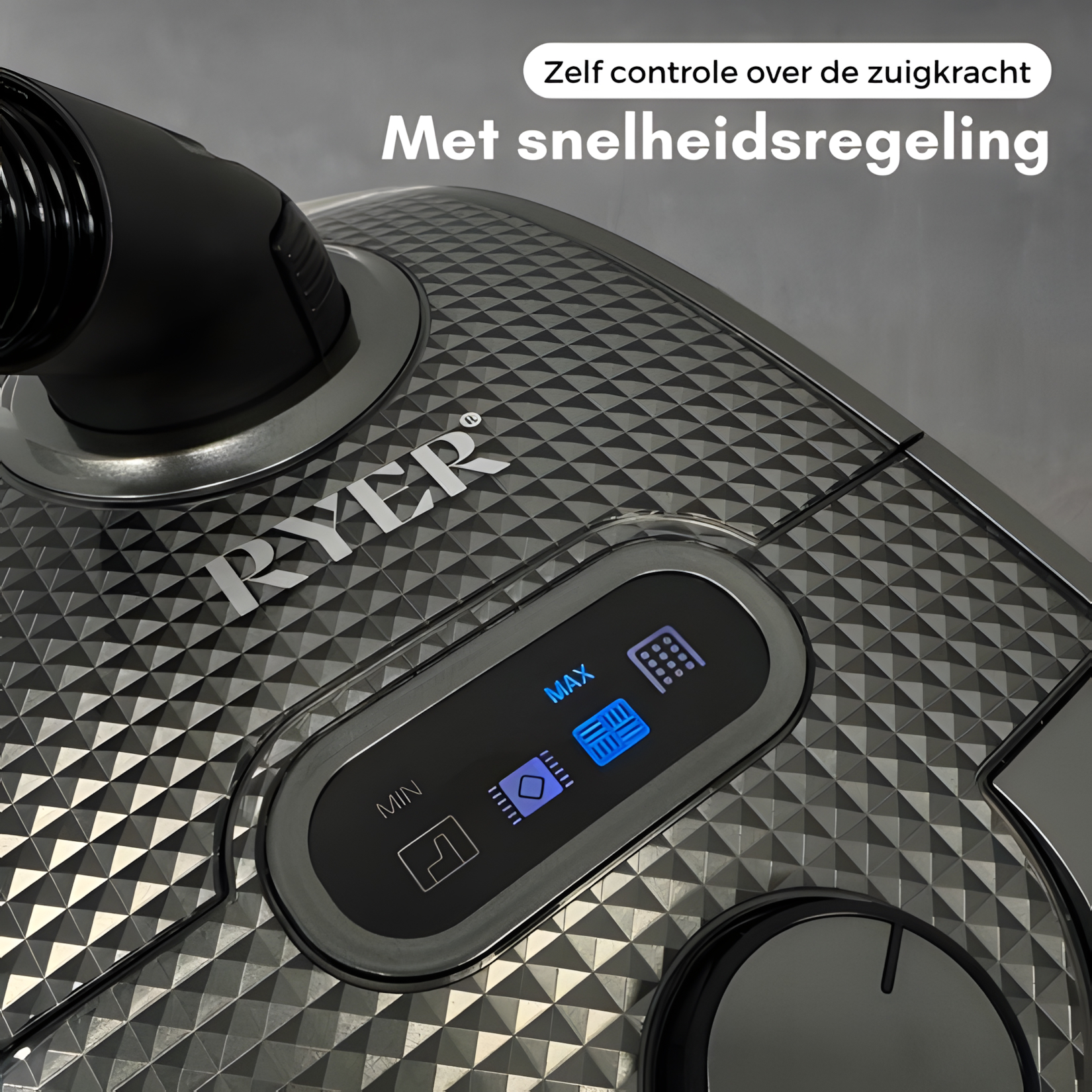 Close-up van het bedieningspaneel van een stofzuiger. Het is zilver met blauw licht.