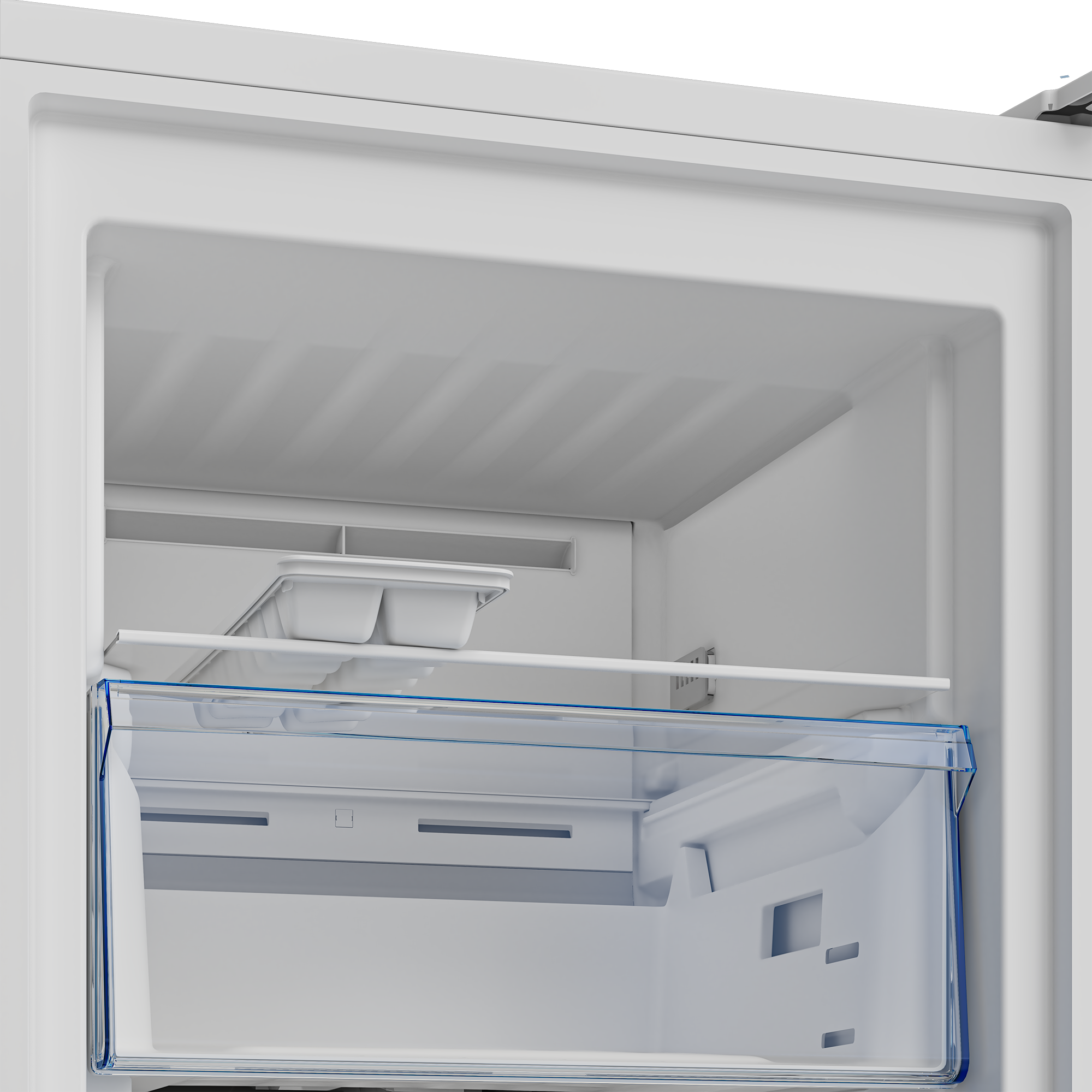 El interior de un refrigerador blanco con estantes, cajones y un cajón azul transparente visible.