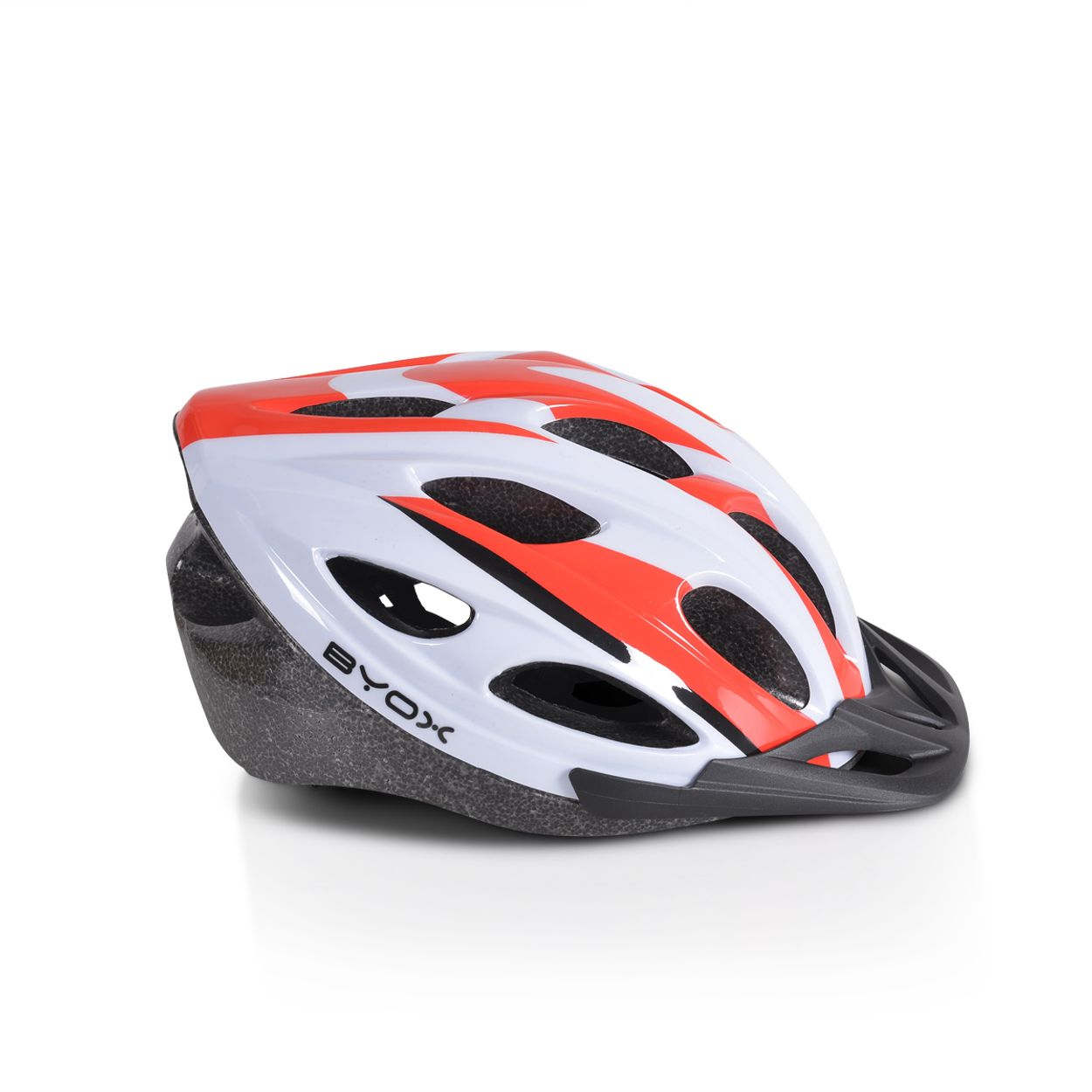Ein weiß-roter Fahrradhelm mit schwarzem Visier und dem Wort BYOX.