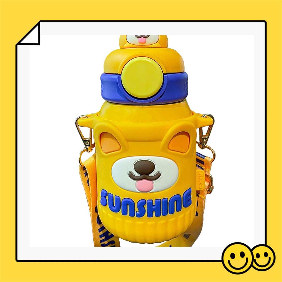 Gelbe, hundegesichtige Wasserflasche mit blauem Deckel und Riemen.