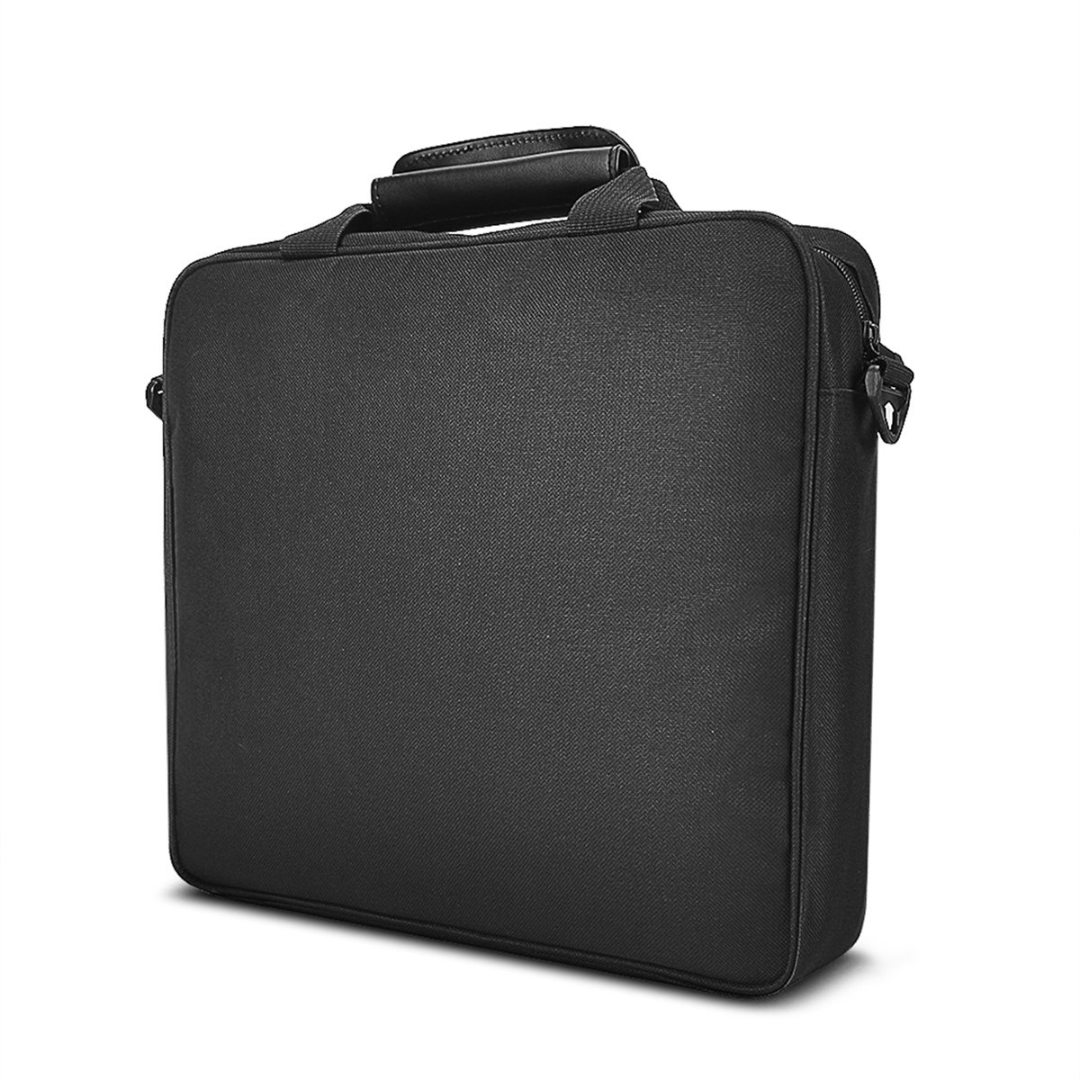 Schwarze Laptoptasche mit Griff und Schulterriemenbefestigung. Die Tasche ist rechteckig.