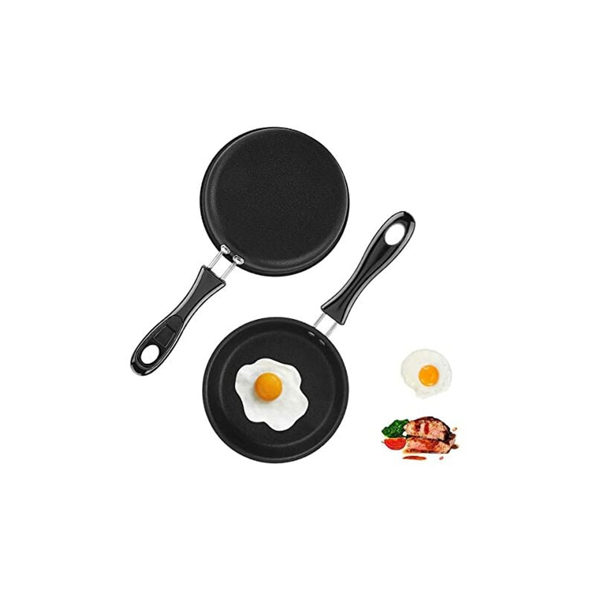 Zwei kleine schwarze Bratpfannen, eine mit Spiegelei, die andere mit Eiern und Essen.