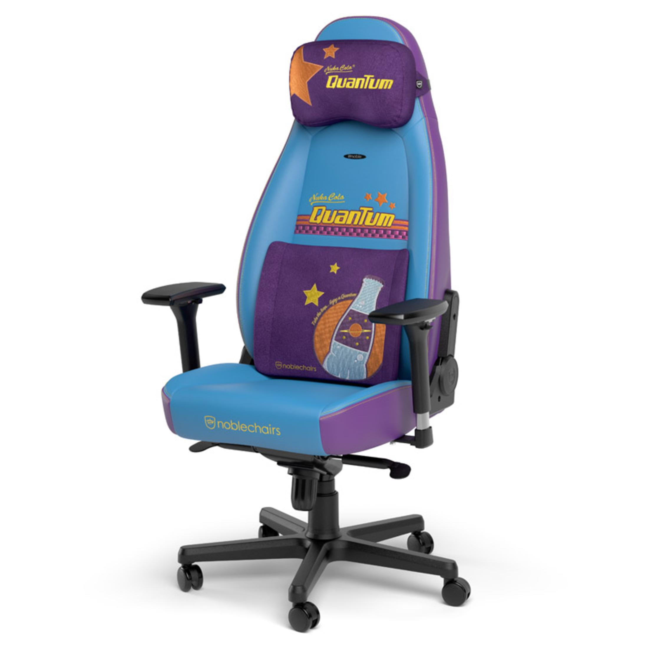 Blau-violetter Gaming-Stuhl mit Fallout-Logo, schwarzem Fuß und Kopfstütze mit Quantum-Logo.