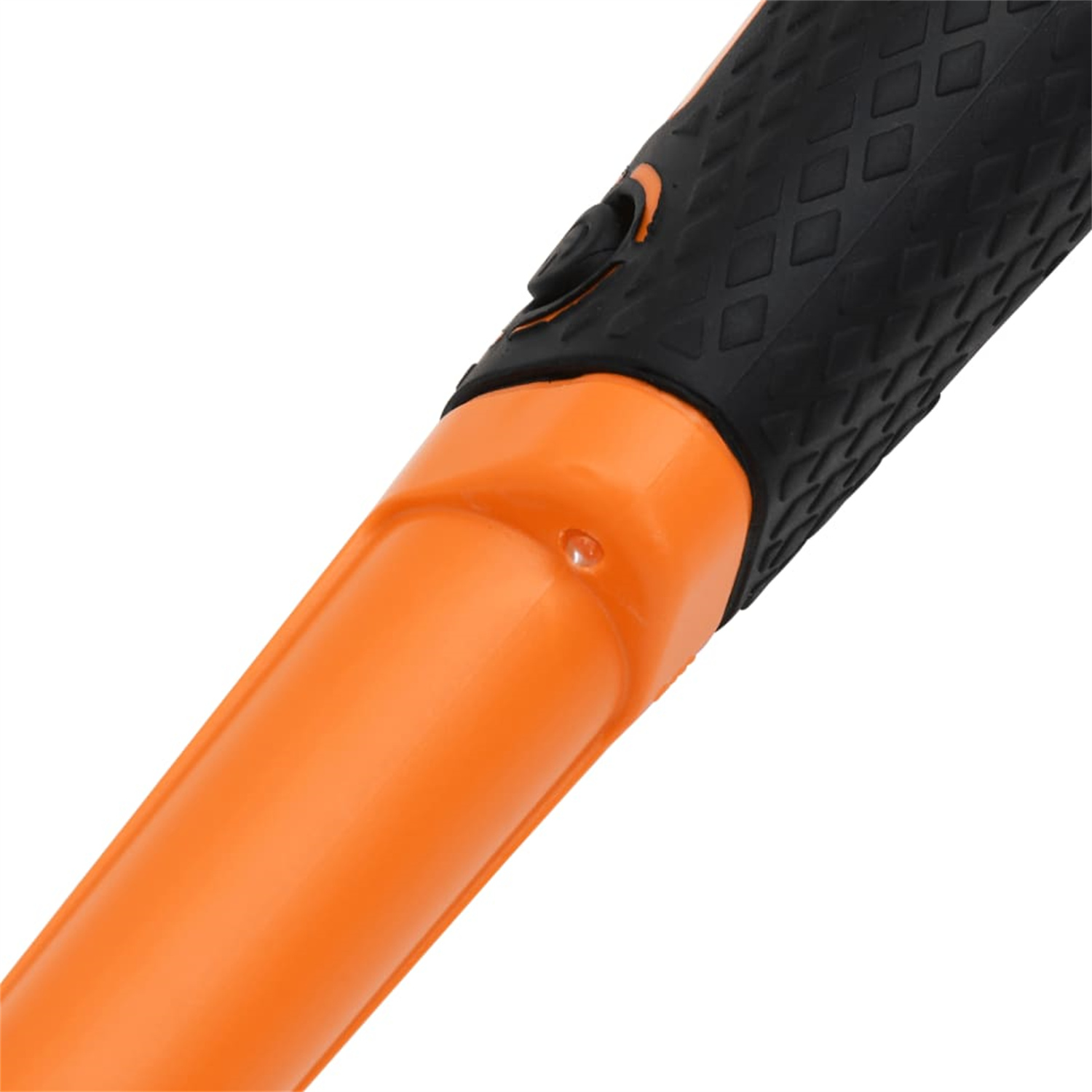 Oranger und schwarzer Metalldetektor. Diagonale Ansicht, weißer Hintergrund.