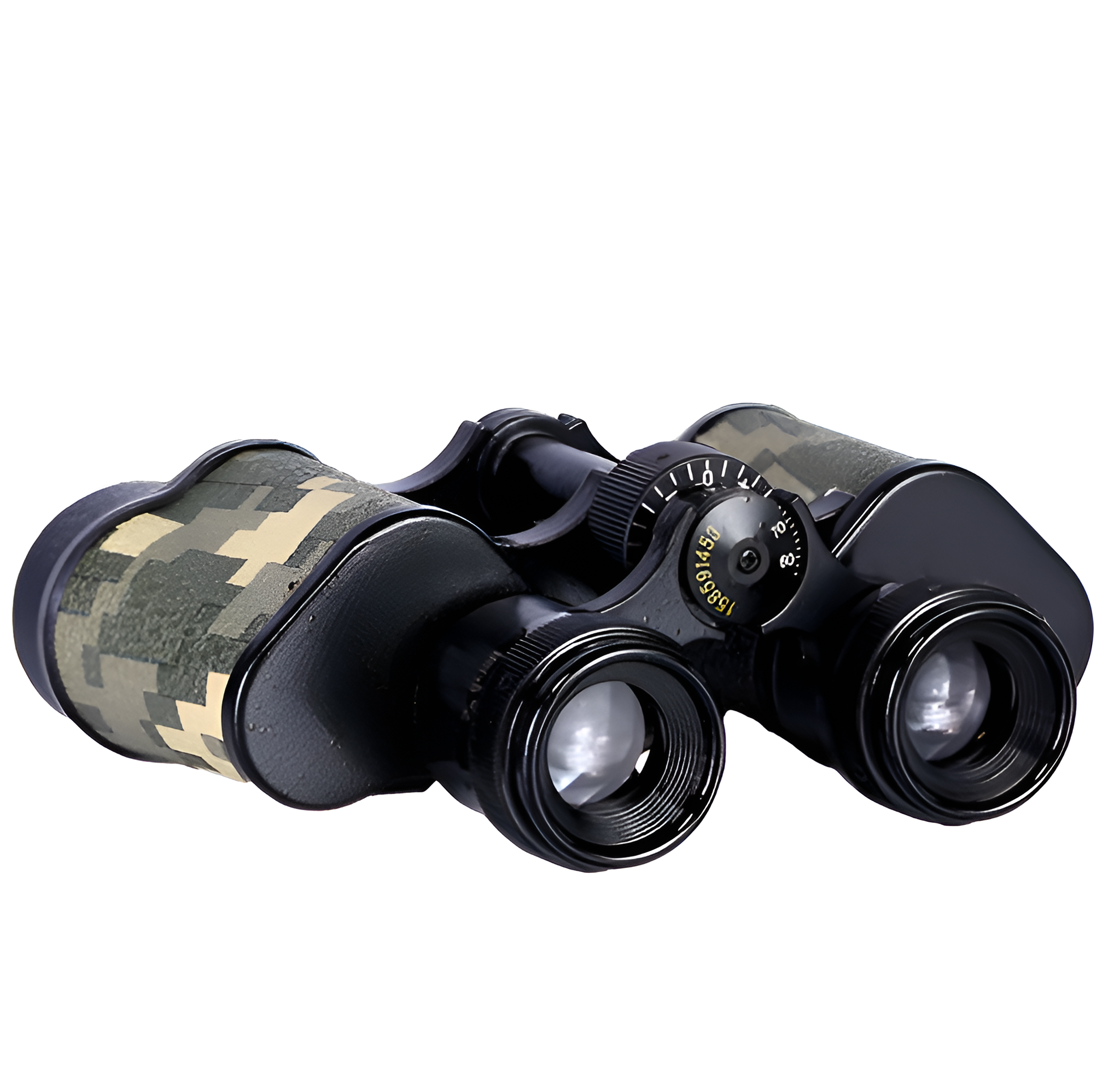 Fernglas mit Camouflage-Griffen. Schwarzer Körper, Objektivabdeckungen und Einstellrad. Isoliert auf Weiß.
