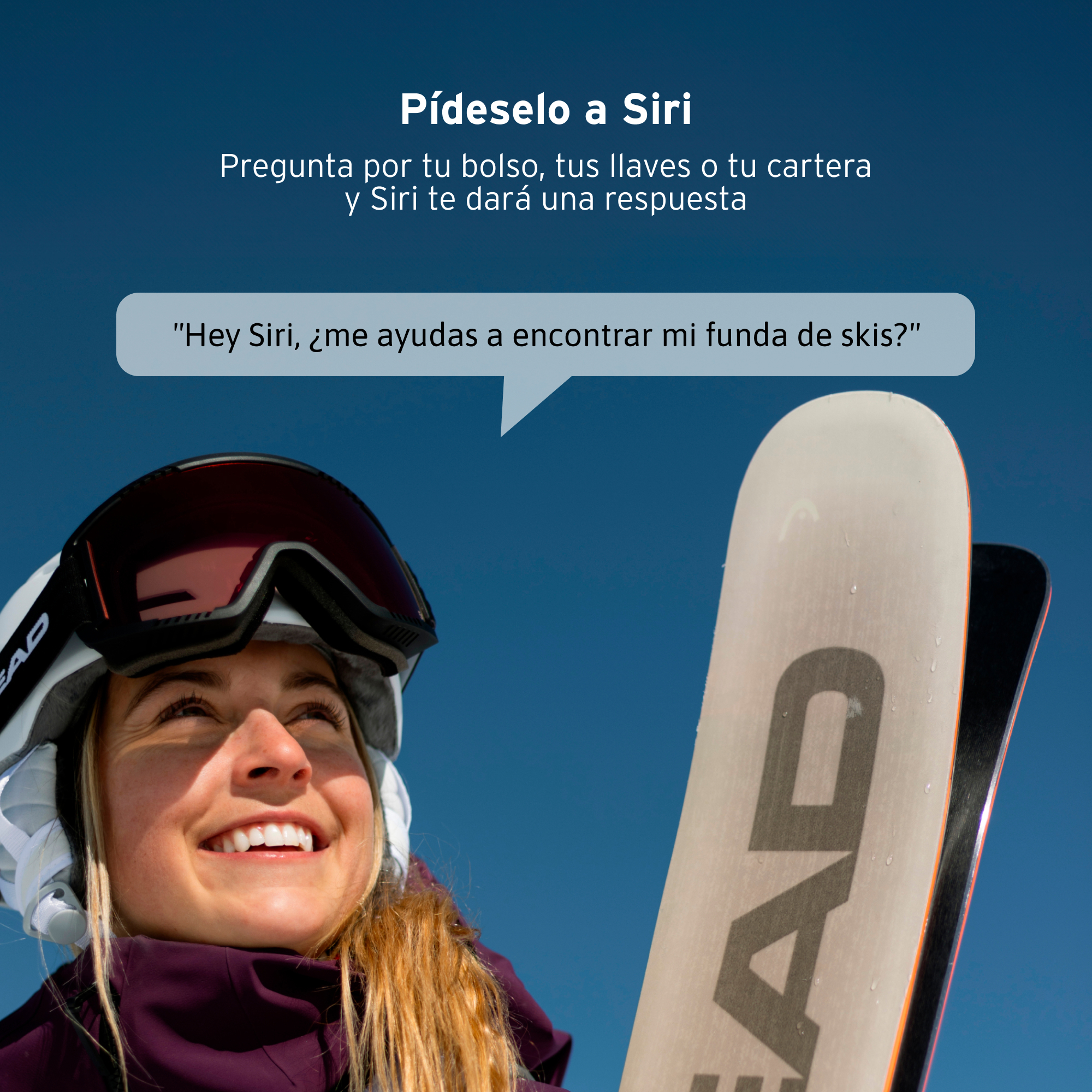 Una mujer con gafas y casco sonriendo, sosteniendo esquís. Texto en español con el logotipo de Siri encima.