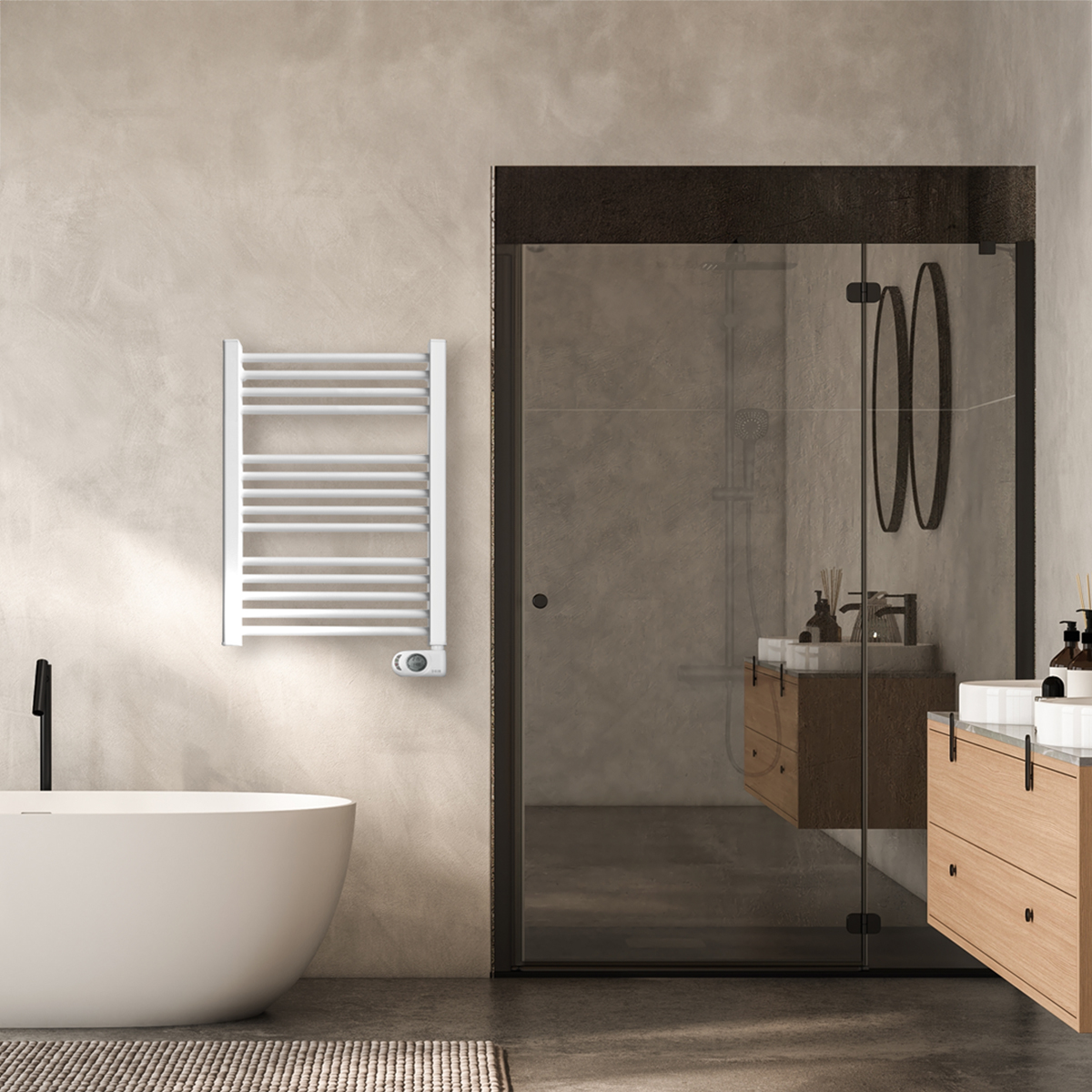 Bagno moderno con termoarredo bianco, doccia in vetro e vasca bianca davanti a parete beige.