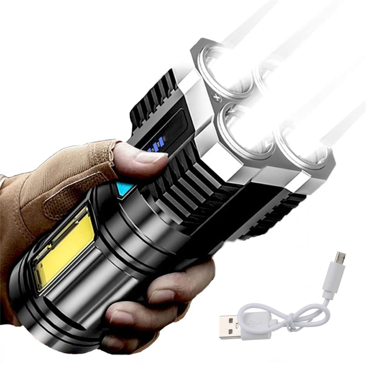 Eine Person hält eine helle Taschenlampe mit mehreren LED-Leuchten und einem Ladekabel.