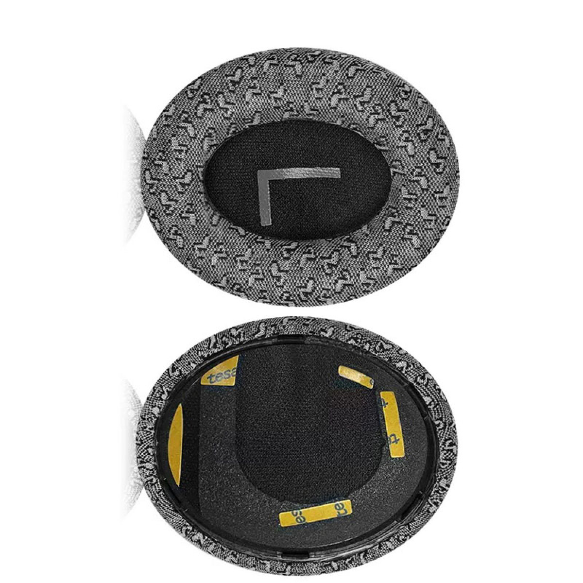 Dwie wkładki do słuchawek, widoki wewnętrzne i zewnętrzne.