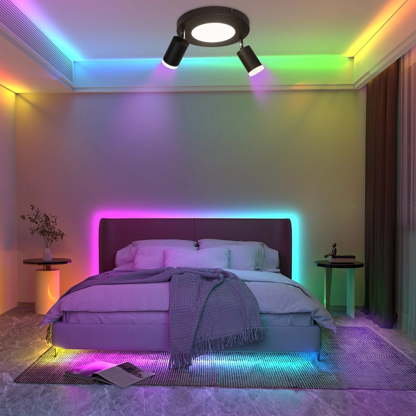 Camera da letto con letto, luci a LED colorate. Le luci sono dietro il letto, sul pavimento e sul soffitto.