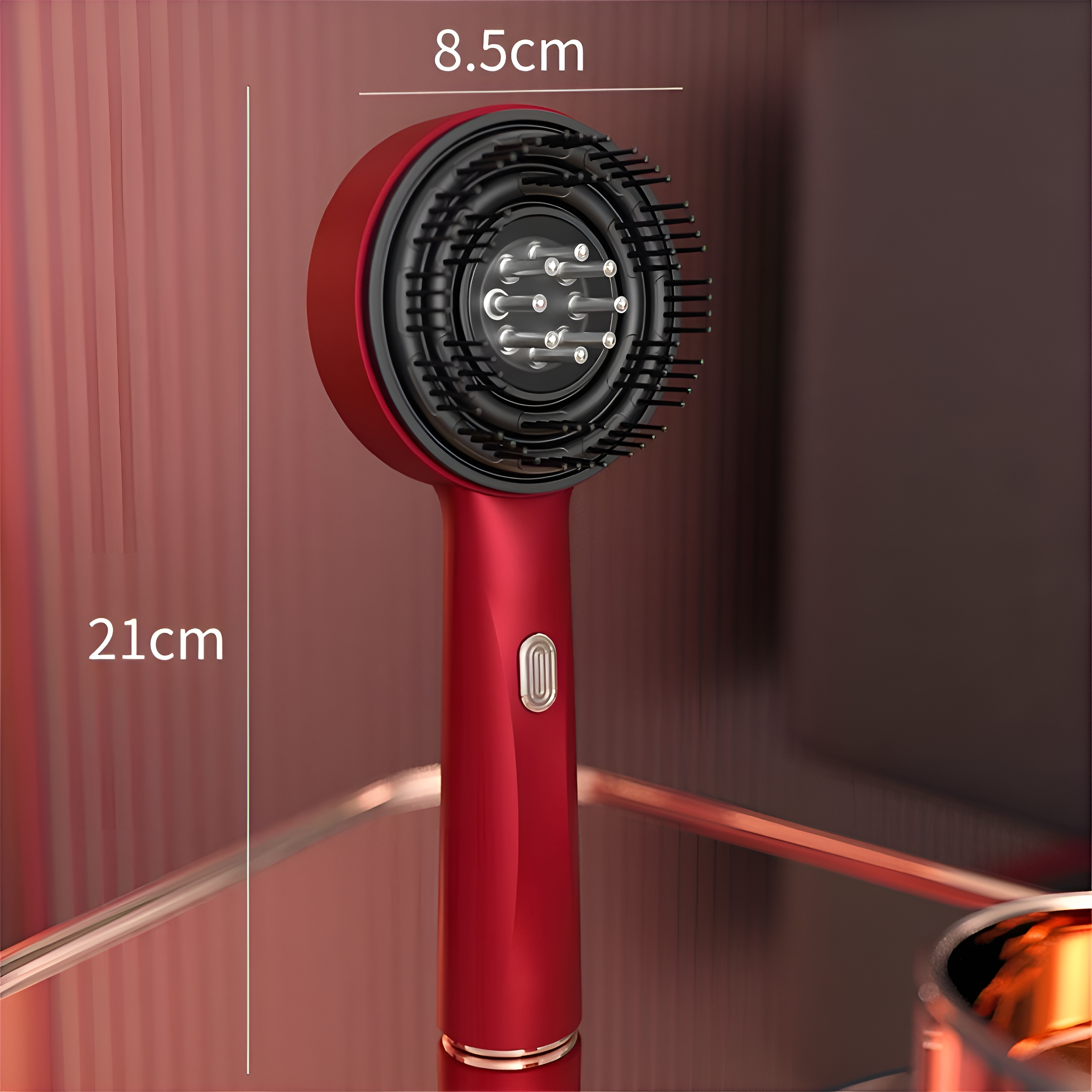 Rote Haarbürste mit Kamm und Griff. Maße: 21 cm hoch, 8,5 cm breit.