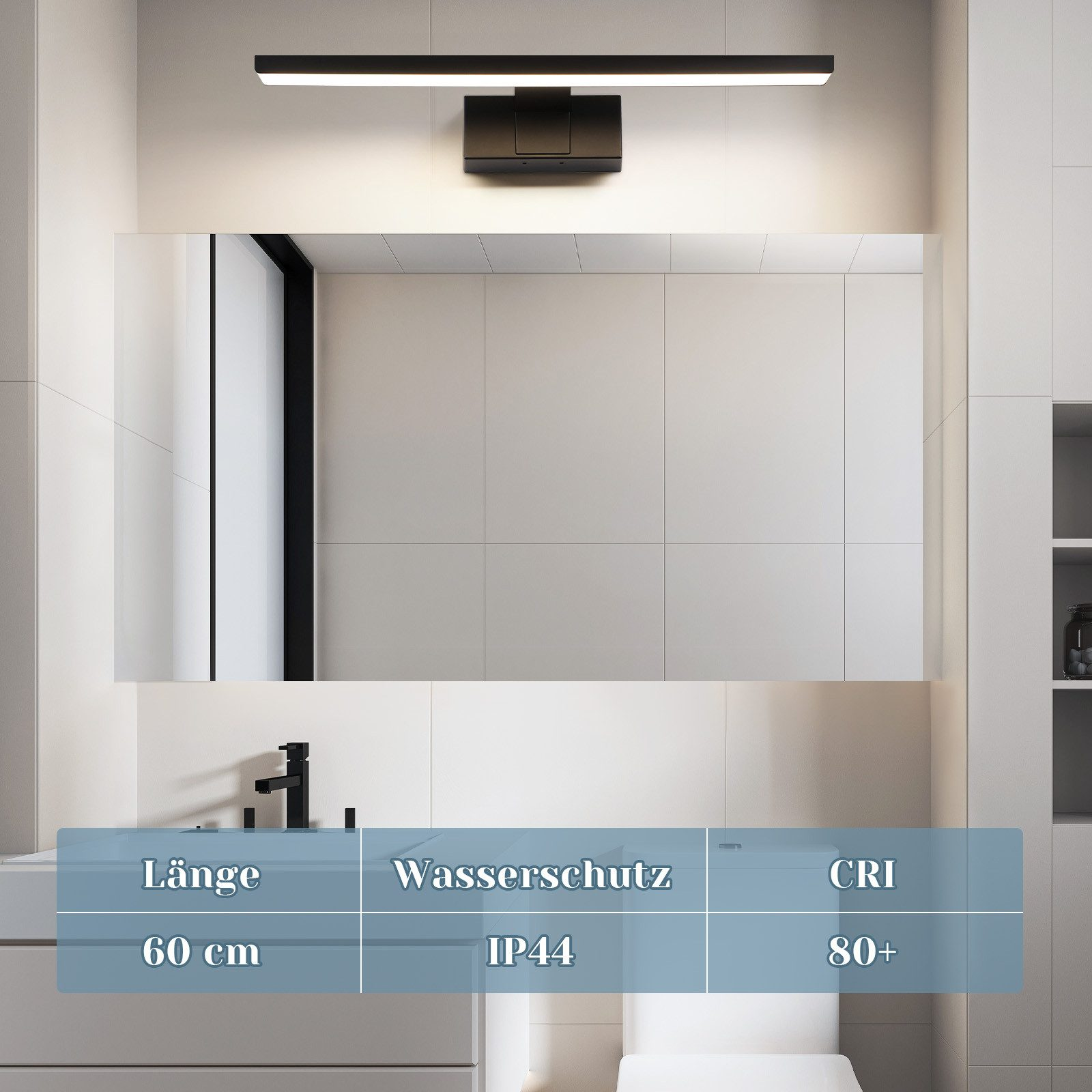 Bagno con specchio e lampada. Mostra dimensioni e resistenza all'acqua.