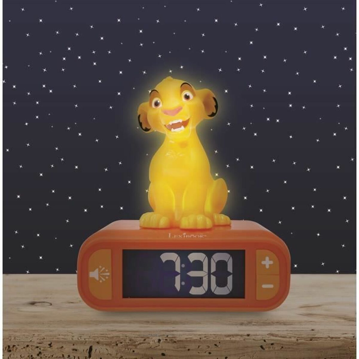 Orangener Lion King Wecker, Simba-Figur oben, zeigt 7:30 auf dem Digitalbildschirm, vor einem Sternenhintergrund.