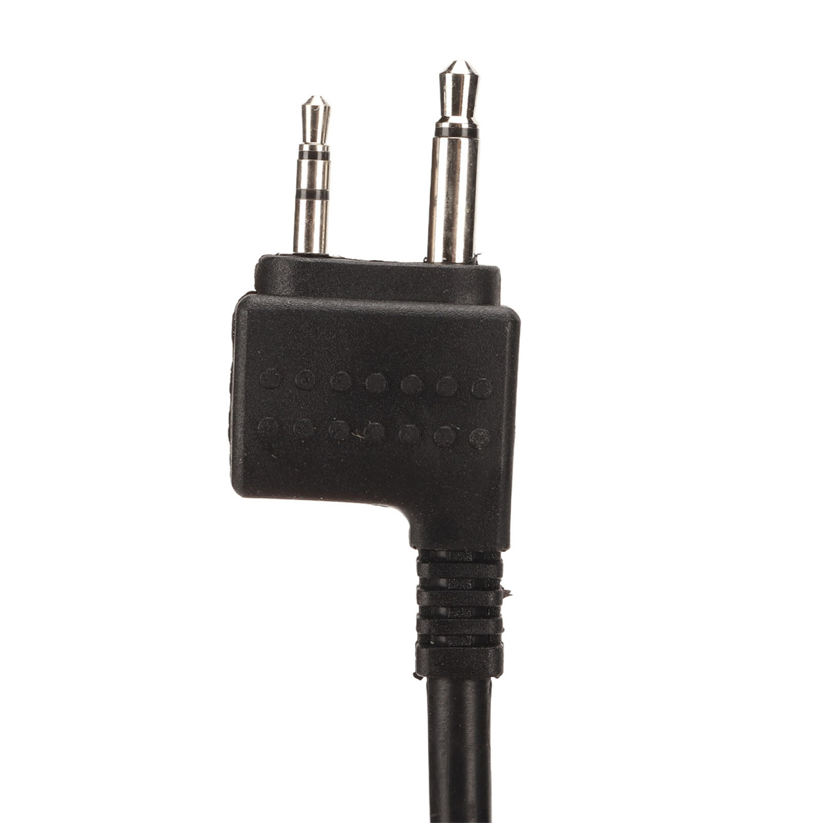 Schwarzer Audio-Klinkenstecker mit zwei Pins. Er hat ein schwarzes Kabel und ist auf weißem Hintergrund.