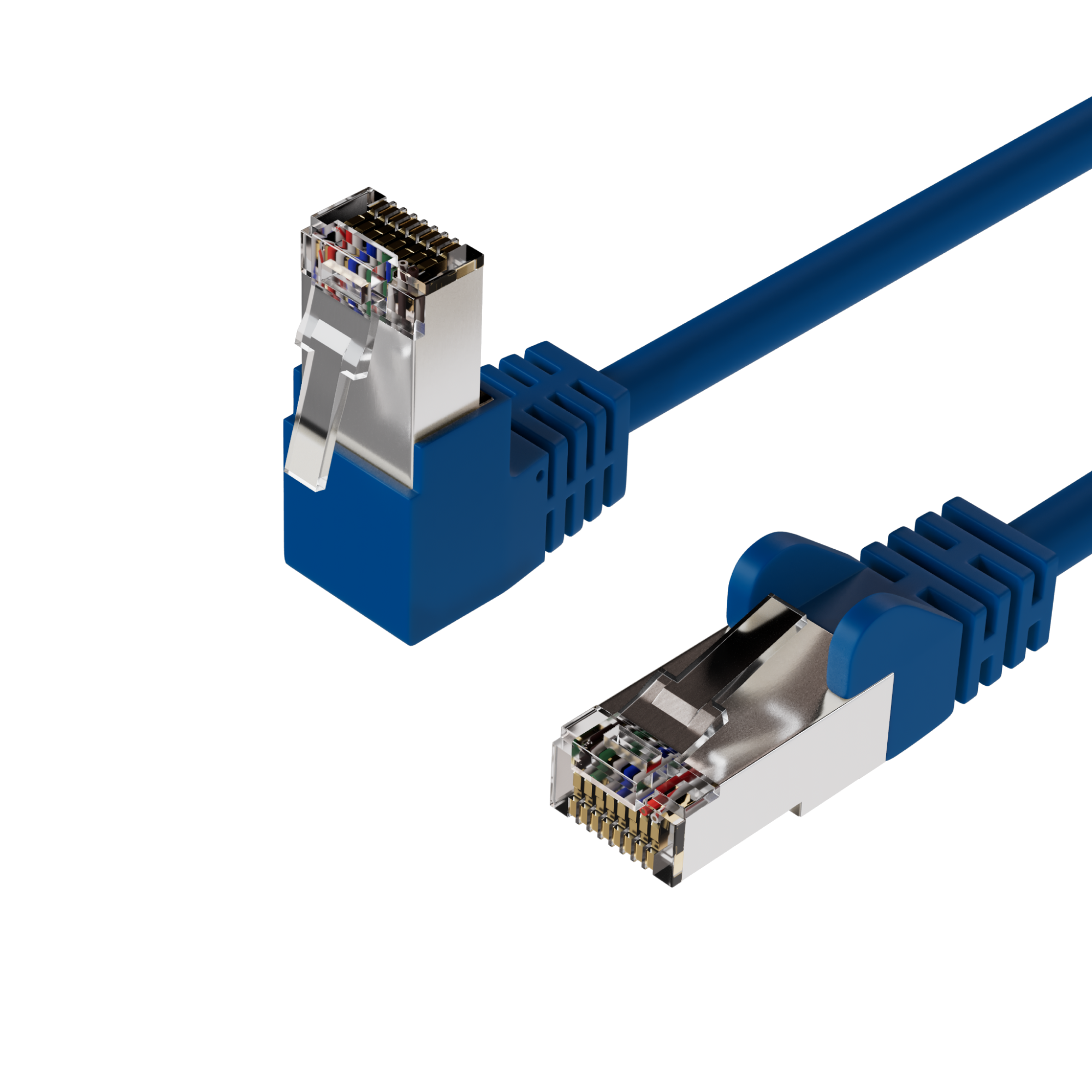 Zwei blaue Ethernet-Kabel mit RJ45-Anschlüssen. Eines hat einen abgewinkelten Stecker. Weißer Hintergrund.