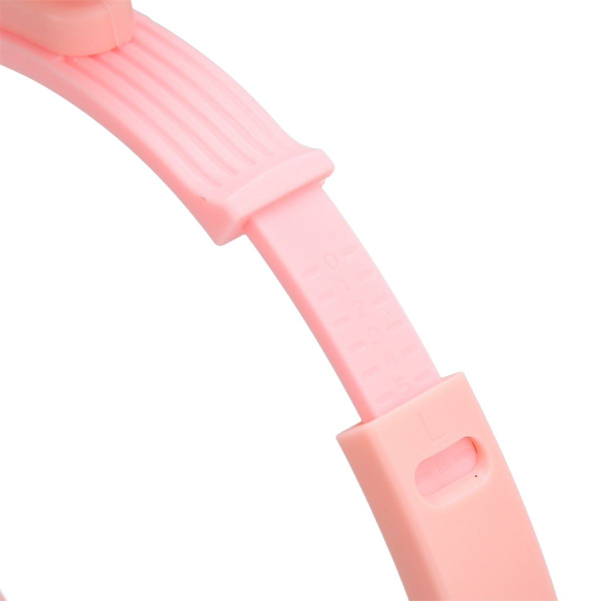 Nahaufnahme von rosa Kopfhörern. Ein Teil des Rahmens ist sichtbar, mit Markierungen an der Seite.