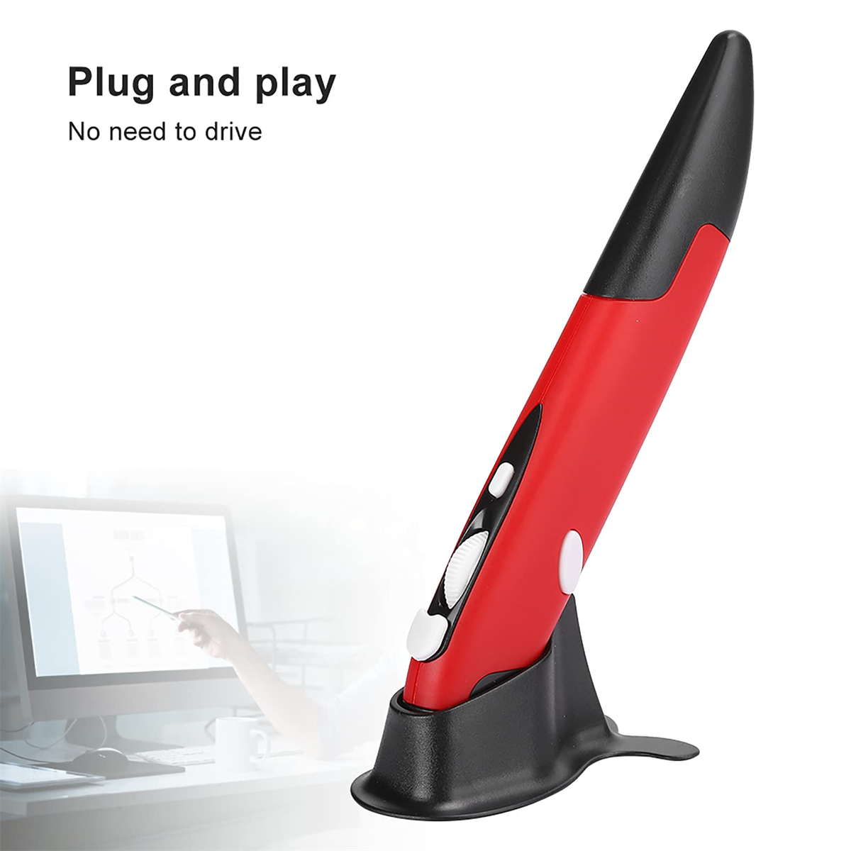 Eine rot-schwarze Stiftmaus auf einem Ständer, im Hintergrund ein Computerbildschirm.