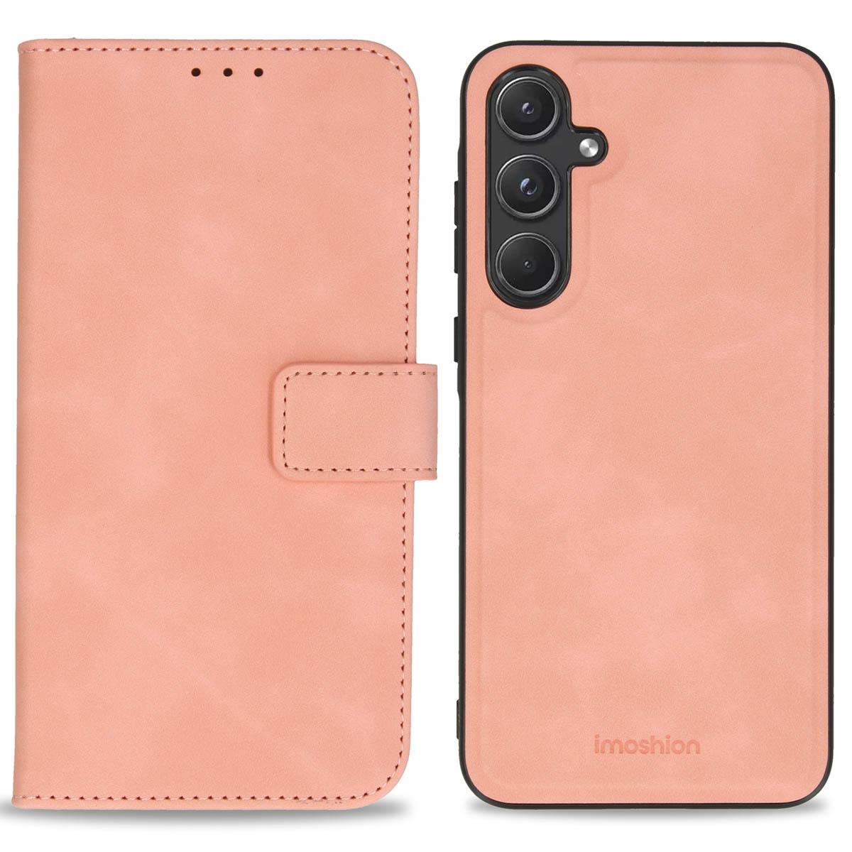 Roze telefoonhoes, open, met telefoon. De hoes is roze en leerachtig. Witte achtergrond.