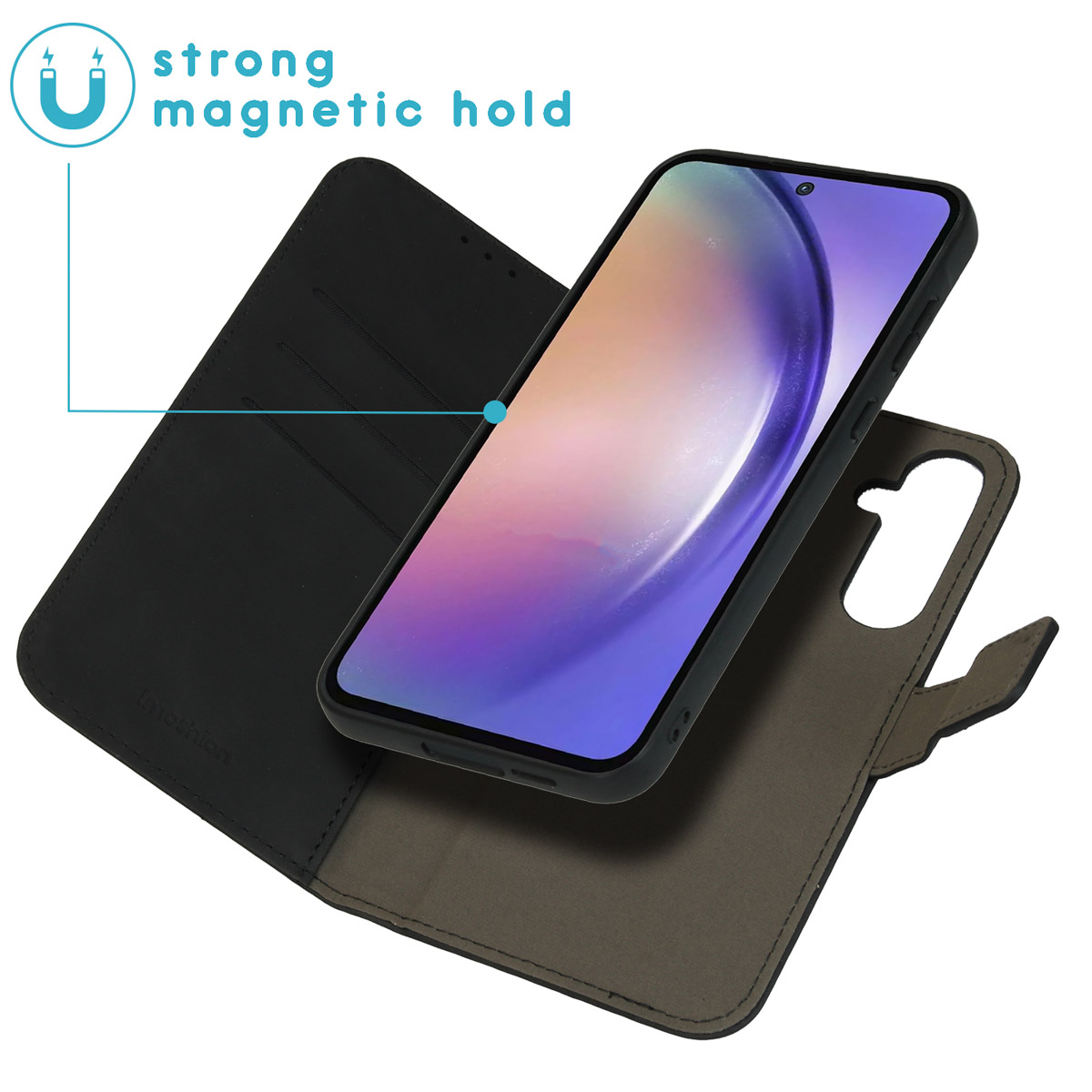 Telefoon in een zwarte telefoonhoes met een sterke magnetische houder, open om de telefoon te laten zien. Witte achtergrond.
