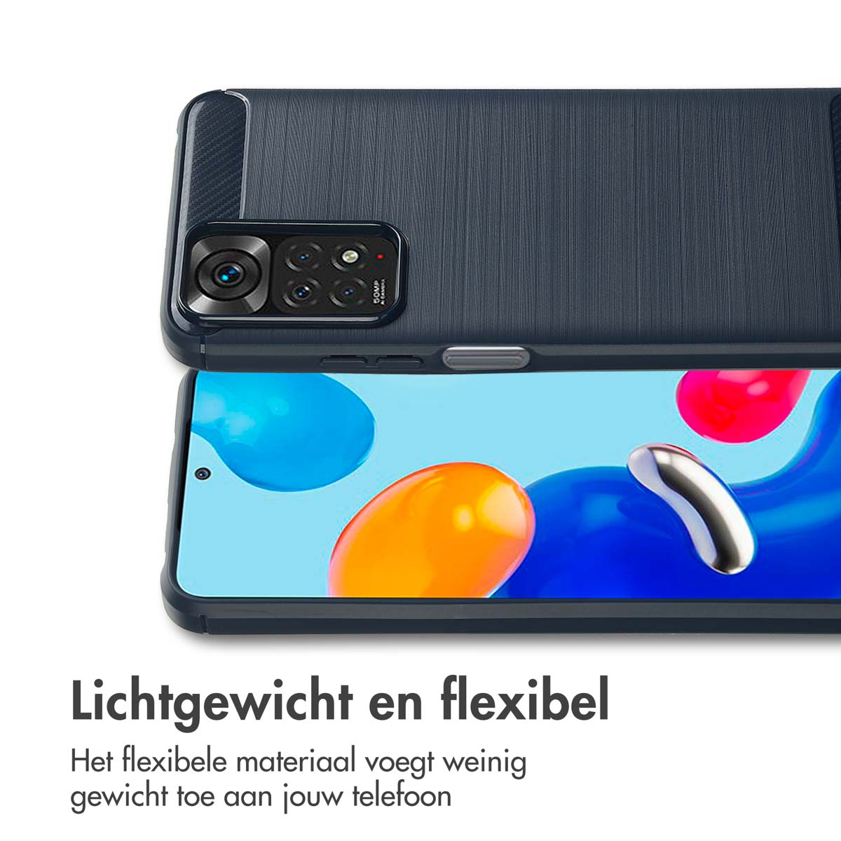 Coque de téléphone sur téléphone, écran orange et argenté, texte 'Lichtgewicht en flexibel'. Dos bleu foncé.