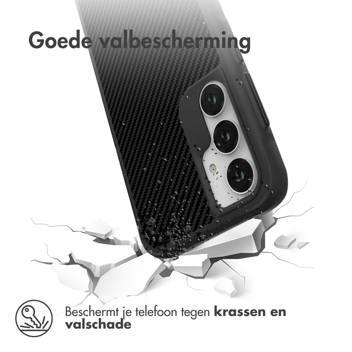Coque de téléphone noire sur surface blanche avec fissures, motif fibre de carbone noire.