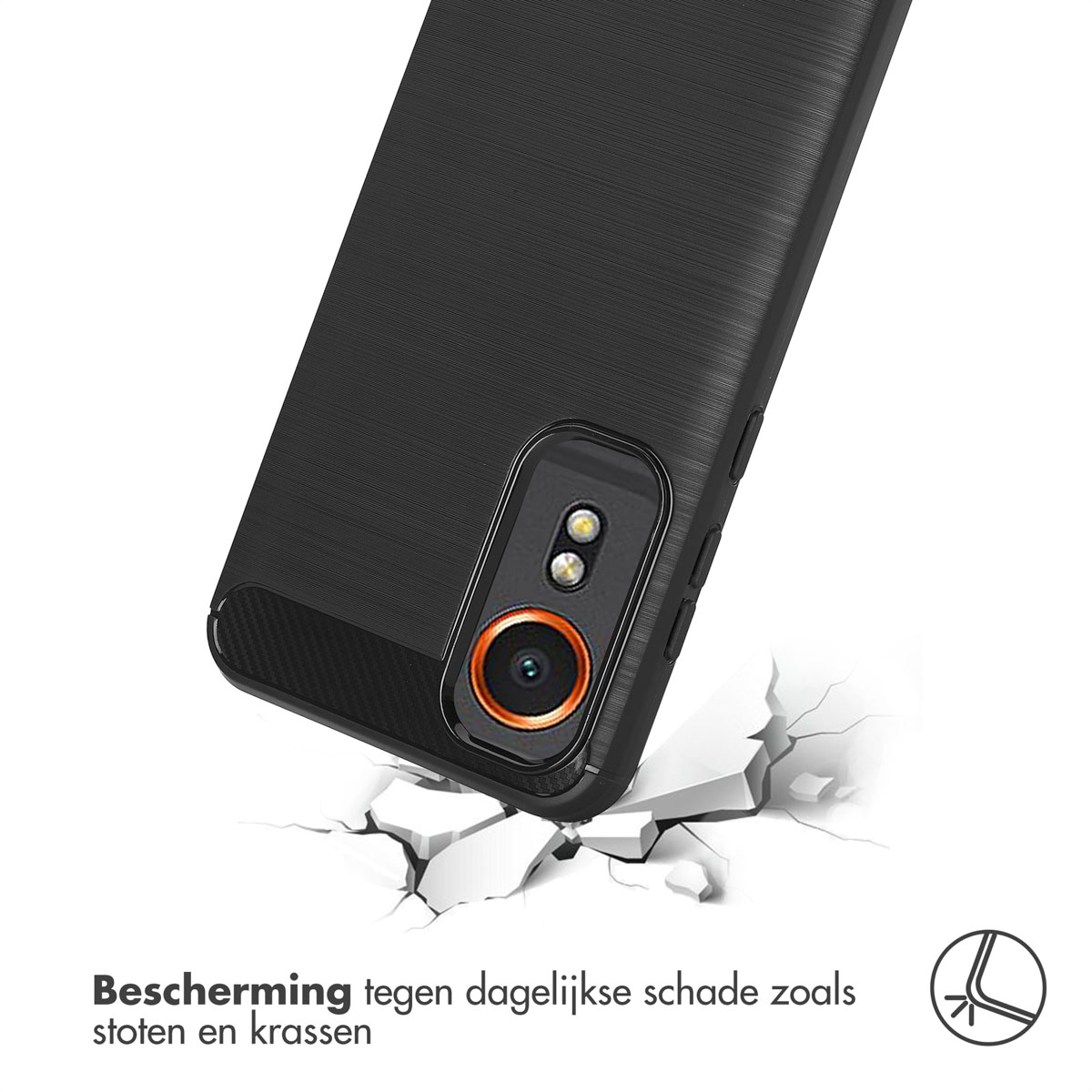 Coque de téléphone noire avec un coin endommagé. Montre le téléphone et une fissure. Le texte dit 'Bescherming tegen dagelijkse schade'.
