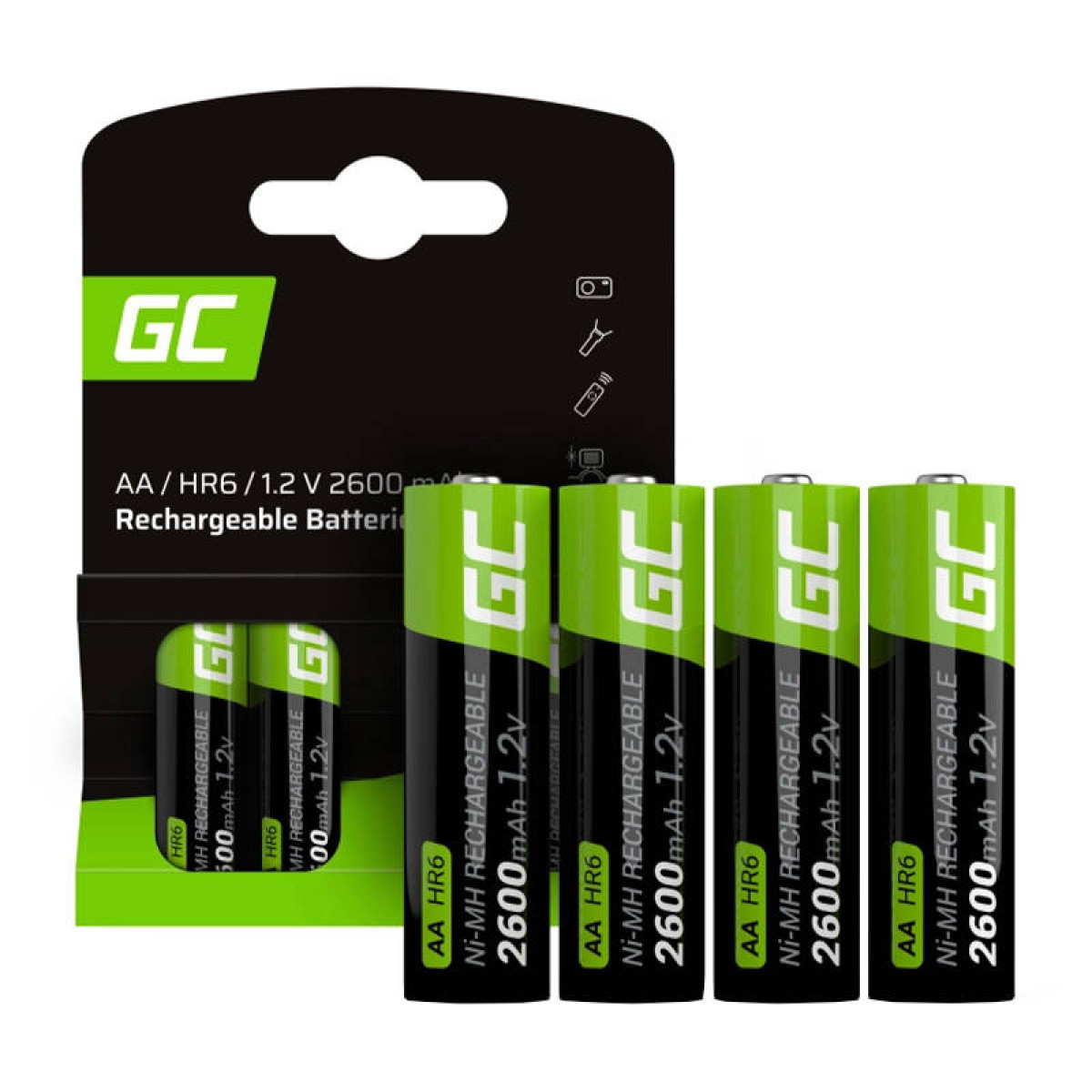 Quattro batterie ricaricabili AA in una confezione nera e verde. Le batterie e la confezione hanno il marchio 'GC'.