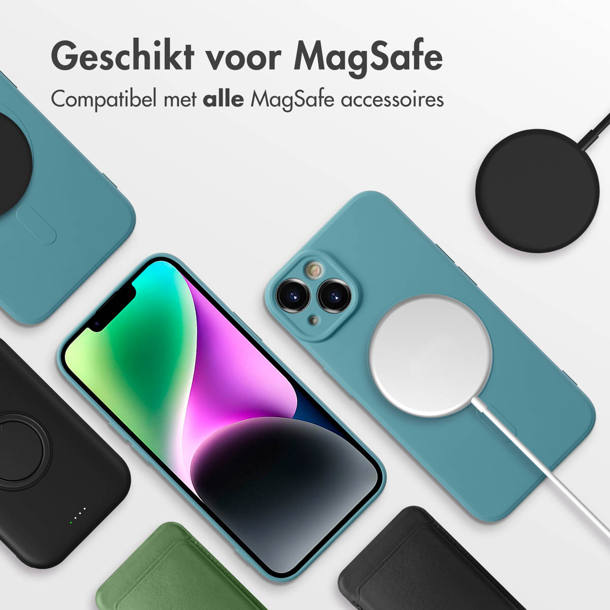 Plusieurs téléphones et coques. Coques en noir, vert et bleu, avec un socle de chargement. Les téléphones sont verts et bleus.