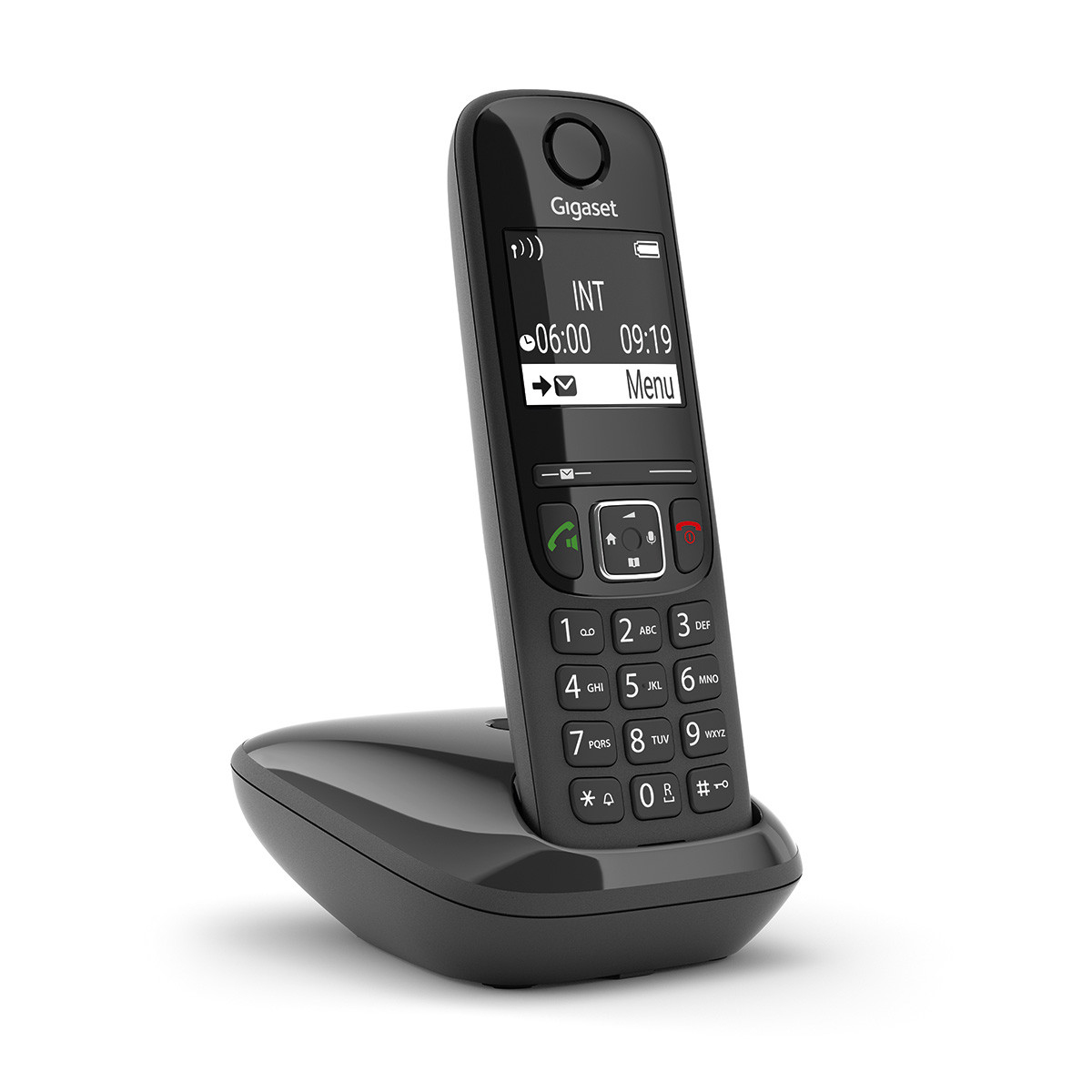 Teléfono inalámbrico negro en cargador. Pantalla muestra hora e iconos.