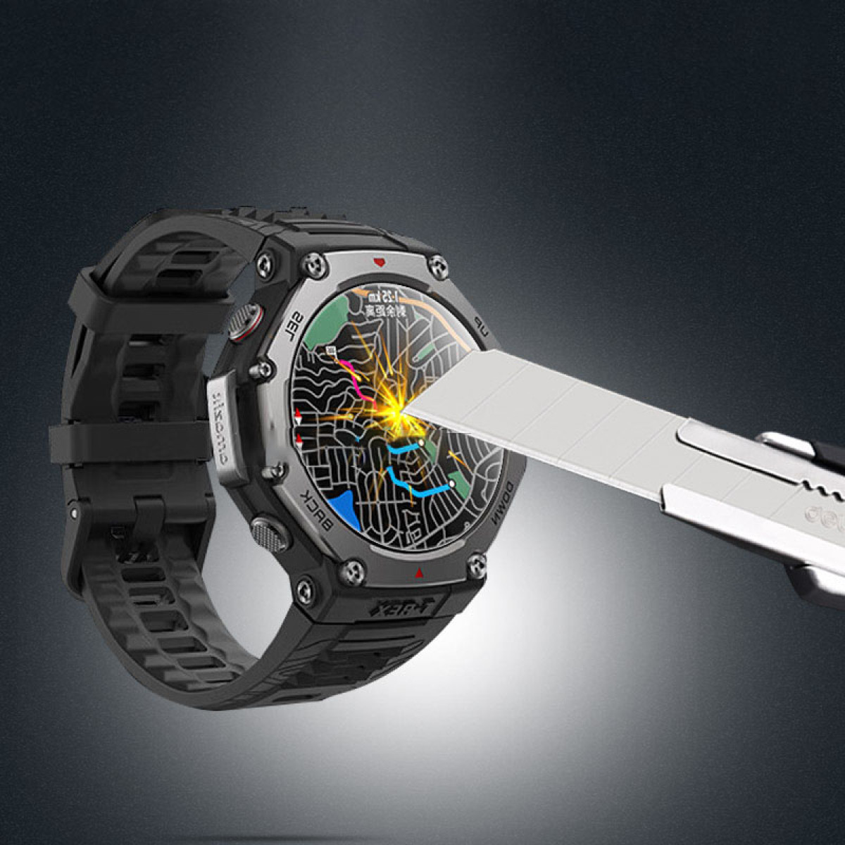 Smartwatch con display mappa. Cinturino e cassa neri. Lunetta grigia. Coltello sullo schermo.