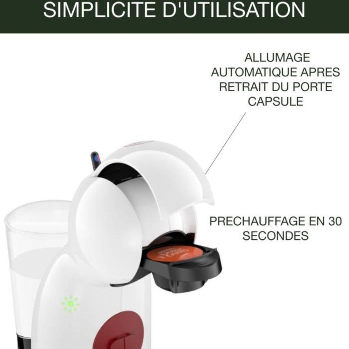 Weiße Kaffeemaschine mit Kapsel im Fach. Text auf Französisch. Simplicié d'utilisation.