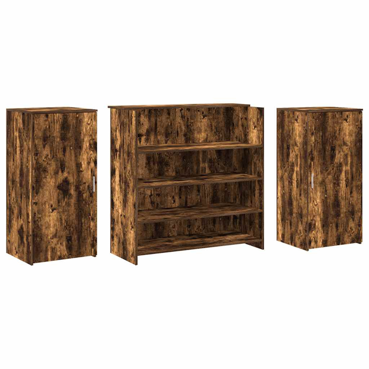 Drei Holzschränke. Einer mit Regalen, zwei Türen. Braune Holzstruktur. Weißer Hintergrund.