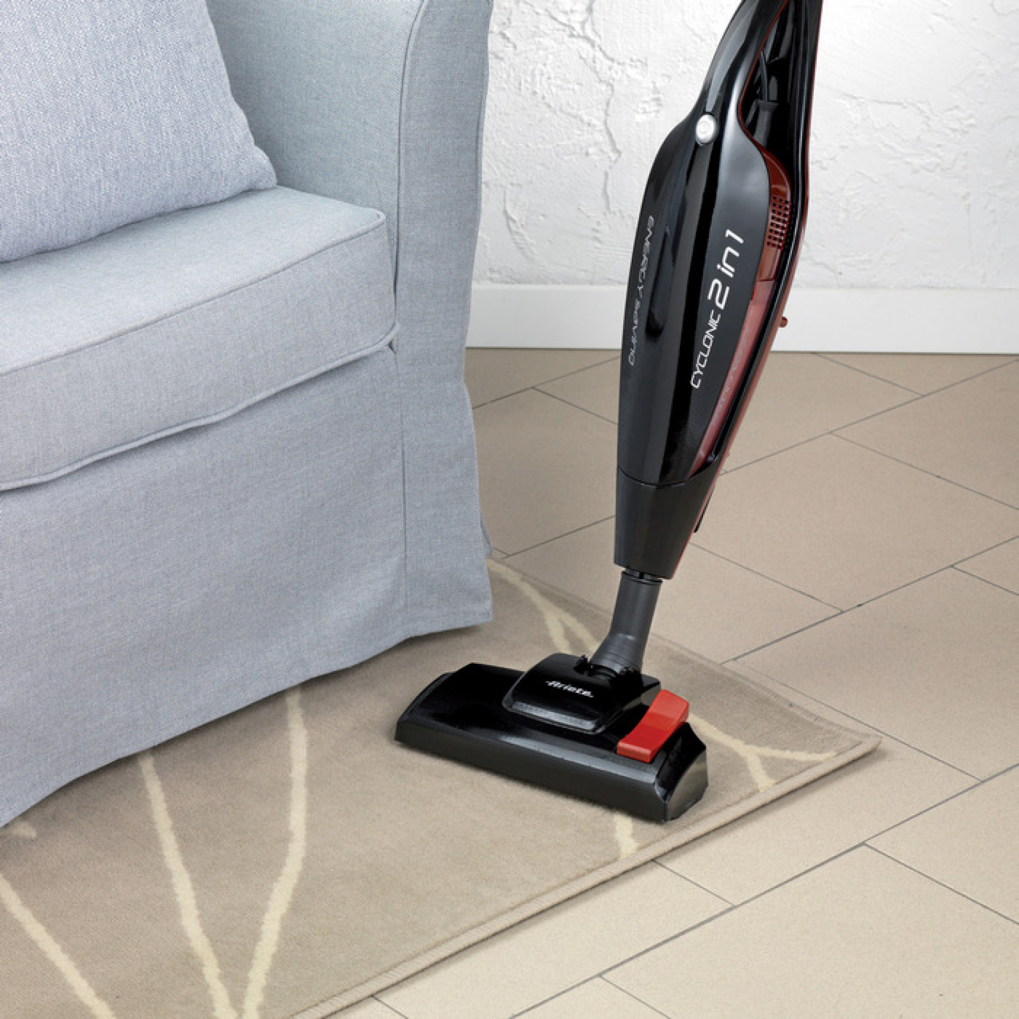 Ariete Cordless handheld vacuum cleaner 2474, purple/black