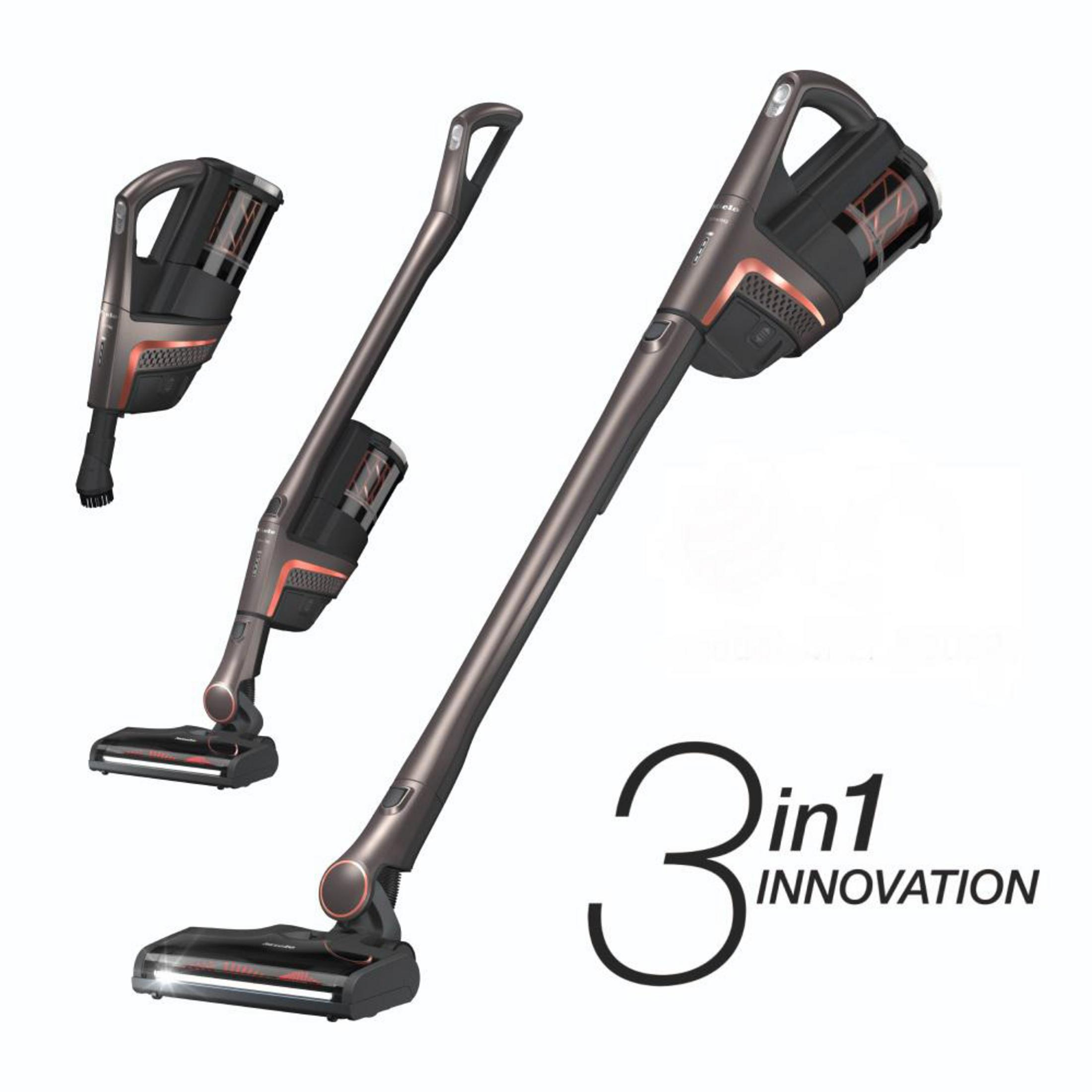 Drei verschiedene Ansichten eines grau-schwarzen Staubsaugers mit dem Text "3 in 1 Innovation".