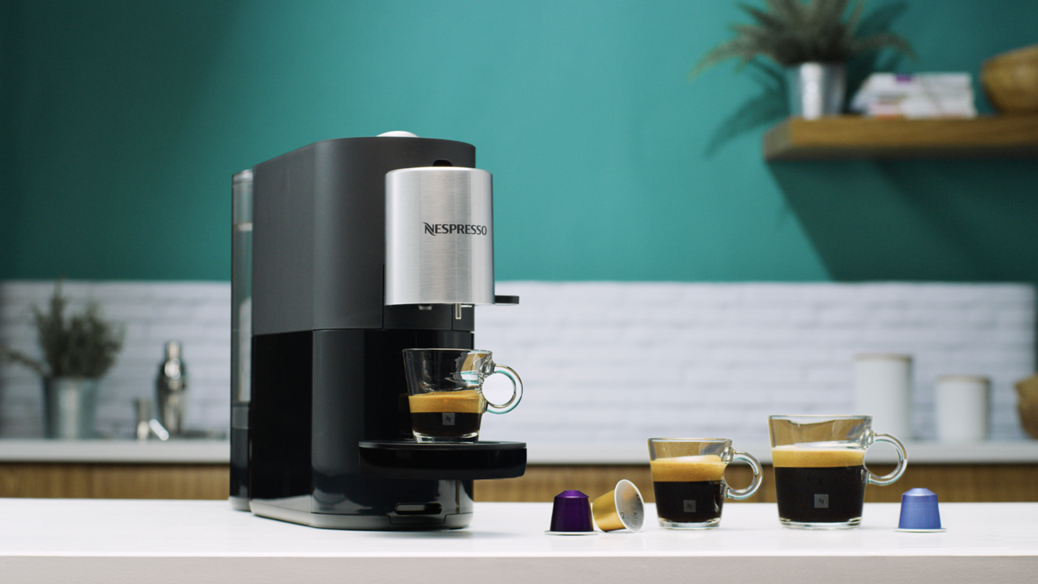 Ekspres na Kapsułki KRUPS Nespresso XN8908 Czarny | MediaMarkt