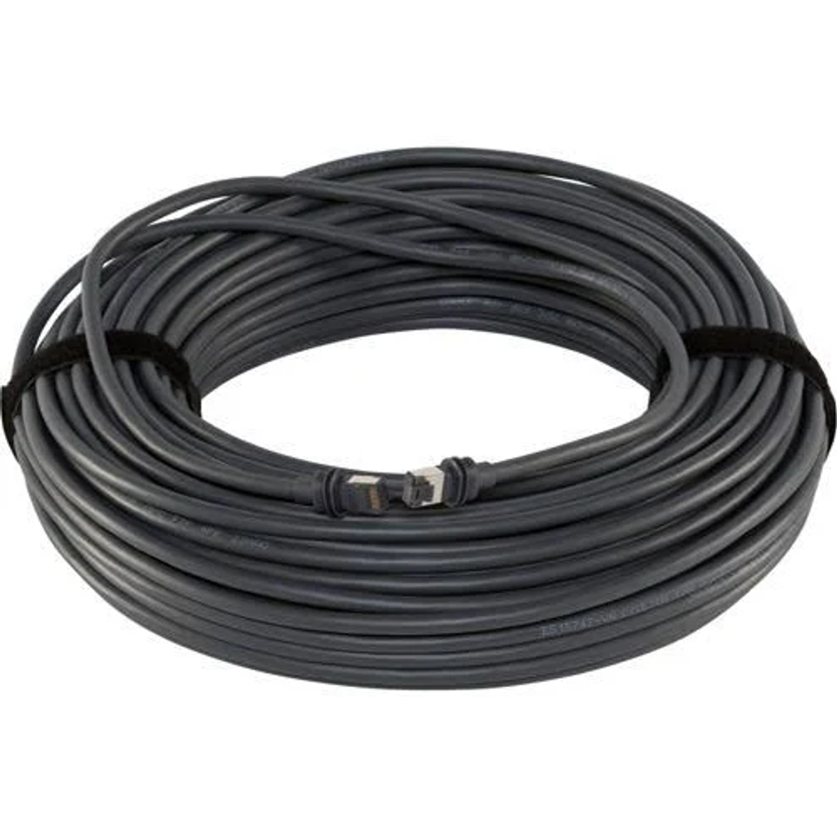 Gewickeltes graues Netzwerkkabel mit einem Stecker. Schwarzes Band sichert die Spule.