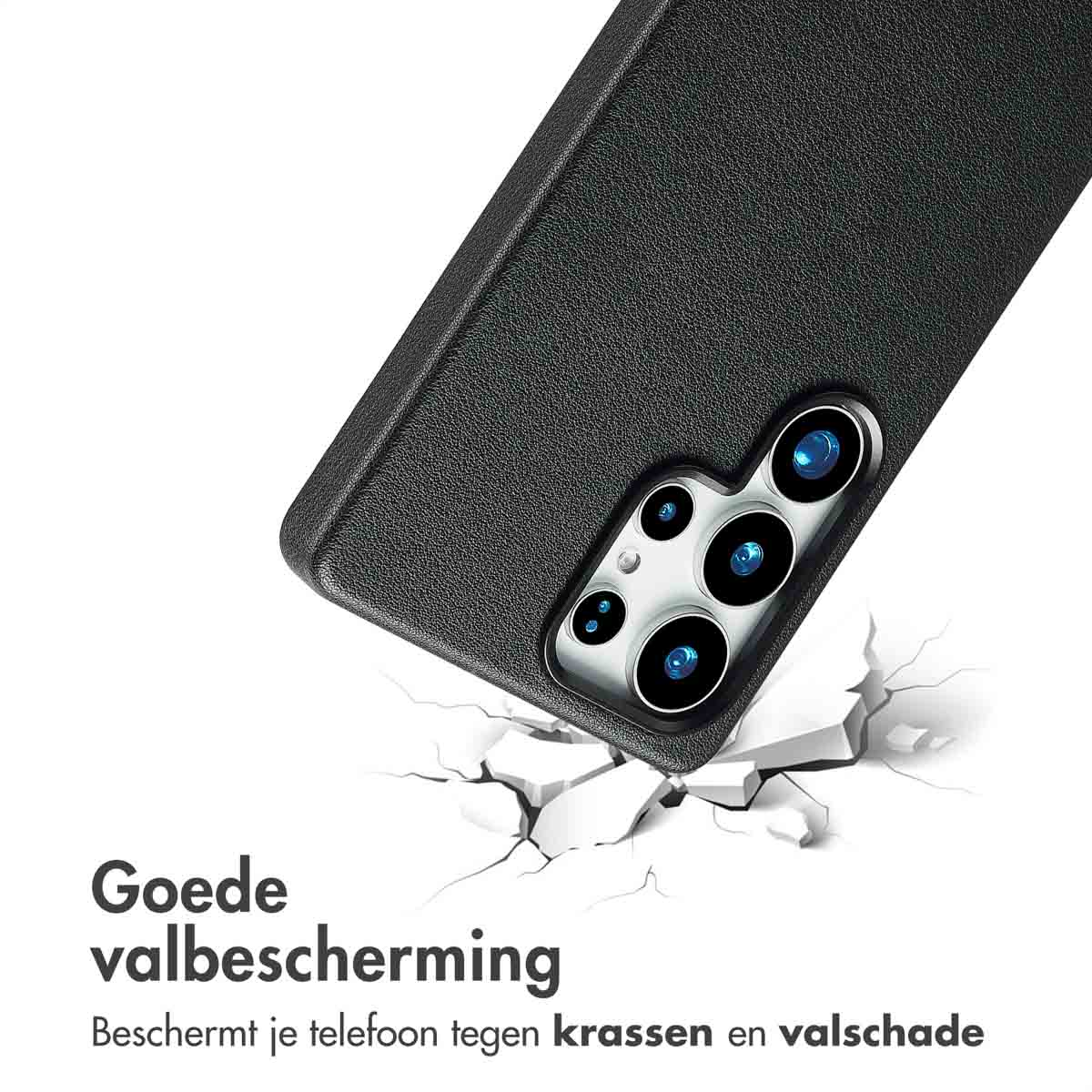 Een zwarte telefoonhoes op een wit oppervlak. Toont de bescherming van de telefoon.