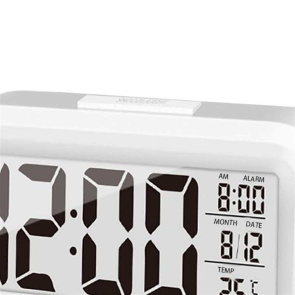 Ein digitaler Wecker, der Zeit, Datum und Temperatur anzeigt.
