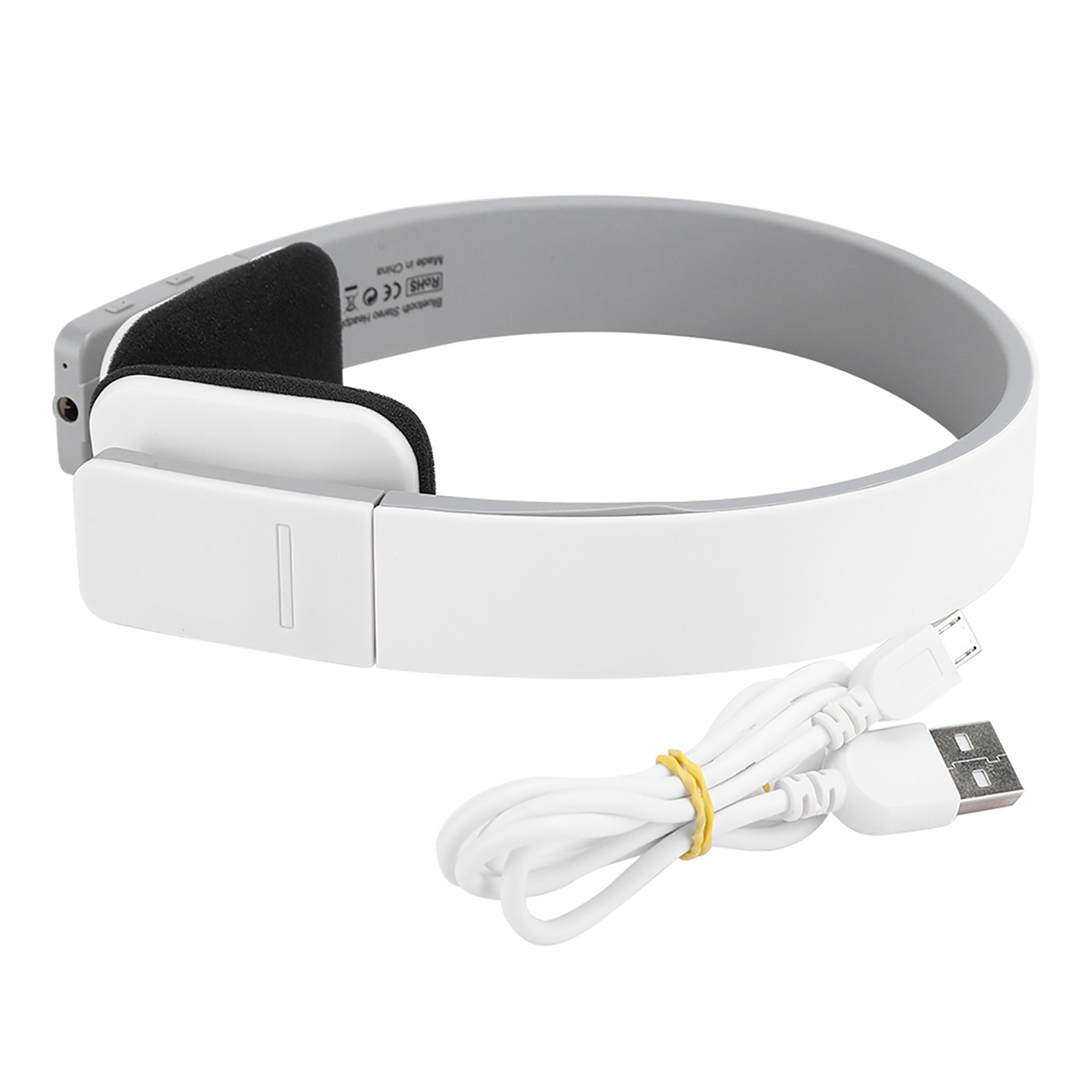 Weiß-graue Kopfhörer mit Kabel und USB-Anschluss vor weißem Hintergrund.