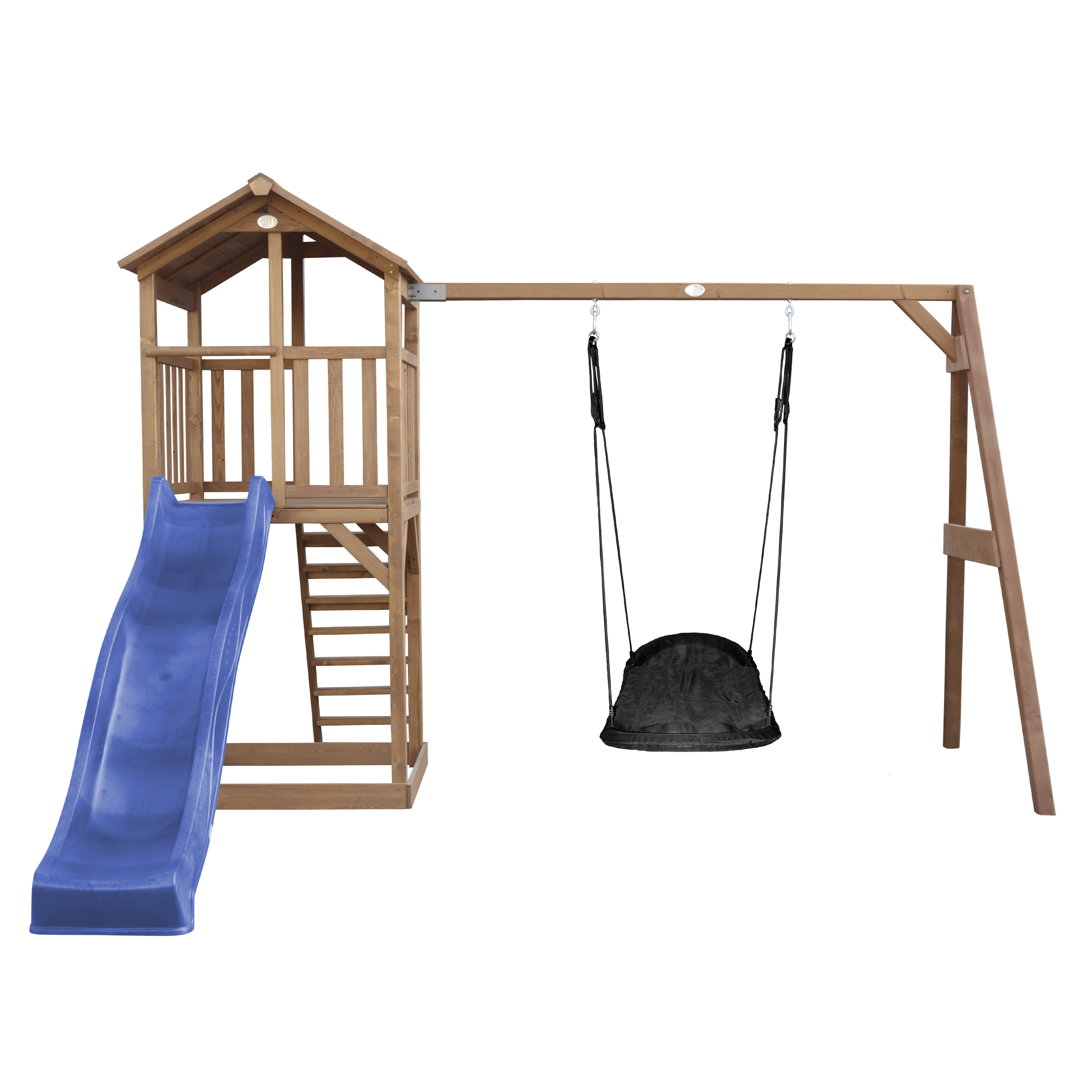 Spielplatz aus Holz mit Rutsche und Schaukel, auf weißem Hintergrund.