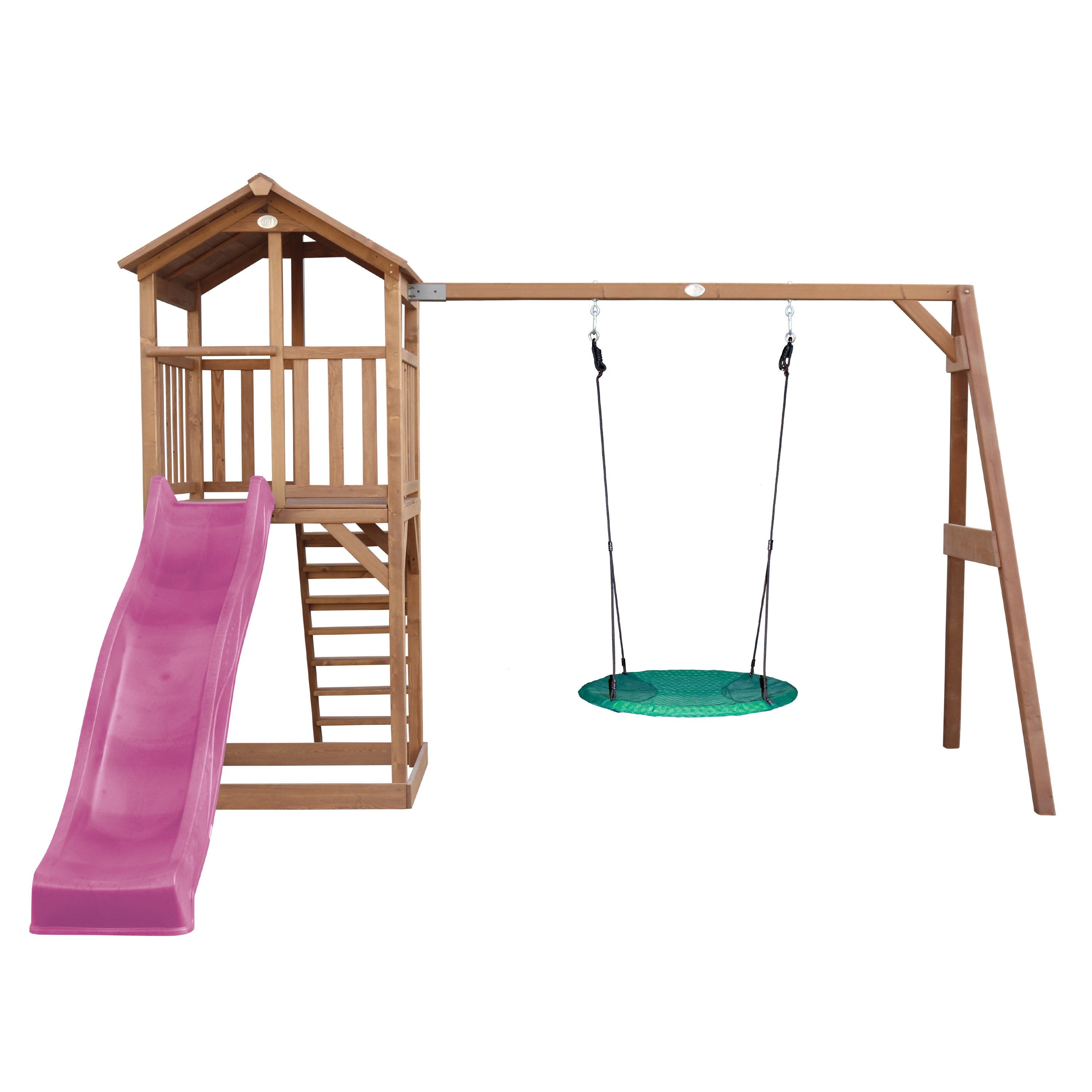 Spielplatz aus Holz mit Rutsche, Schaukeln und Treppe.