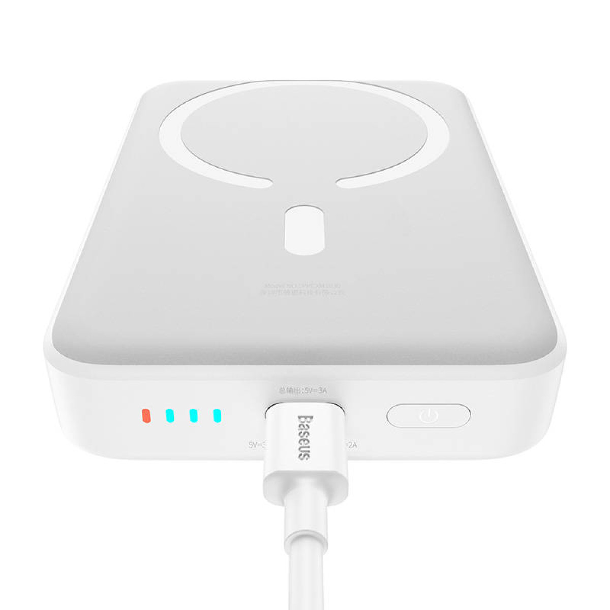 Un power bank Baseus bianco con indicatori di carica e una porta USB-C, vista isolata.