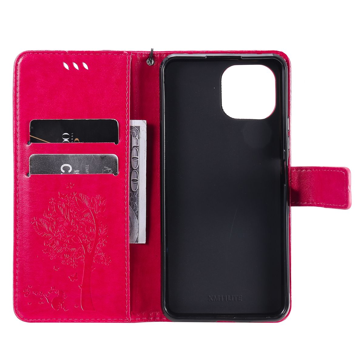 Rote Handyhülle mit Karten und Geld im Inneren, einem Baumdesign, mit einem schwarzen Telefon darin.