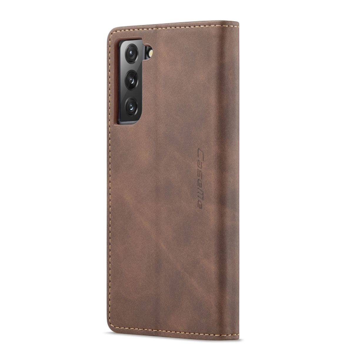 Braune Handyhülle, geschlossen. Telefon mit Kamera. Der Hintergrund ist weiß.
