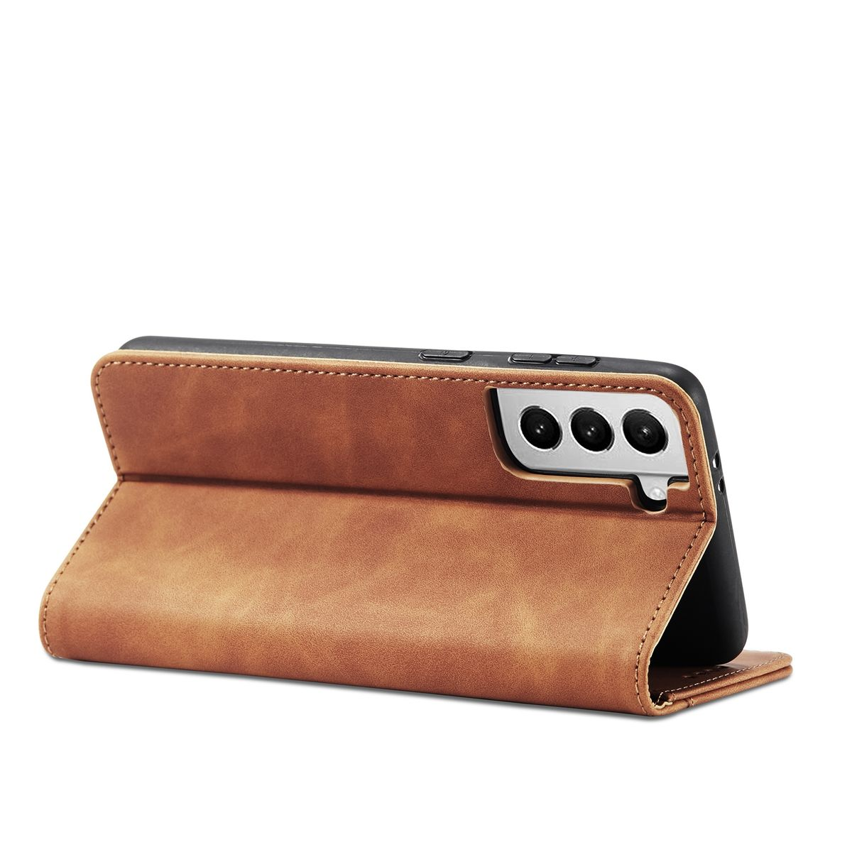 Braune Leder-Handyhülle mit Telefon darin und Ständer. Weißer Hintergrund.