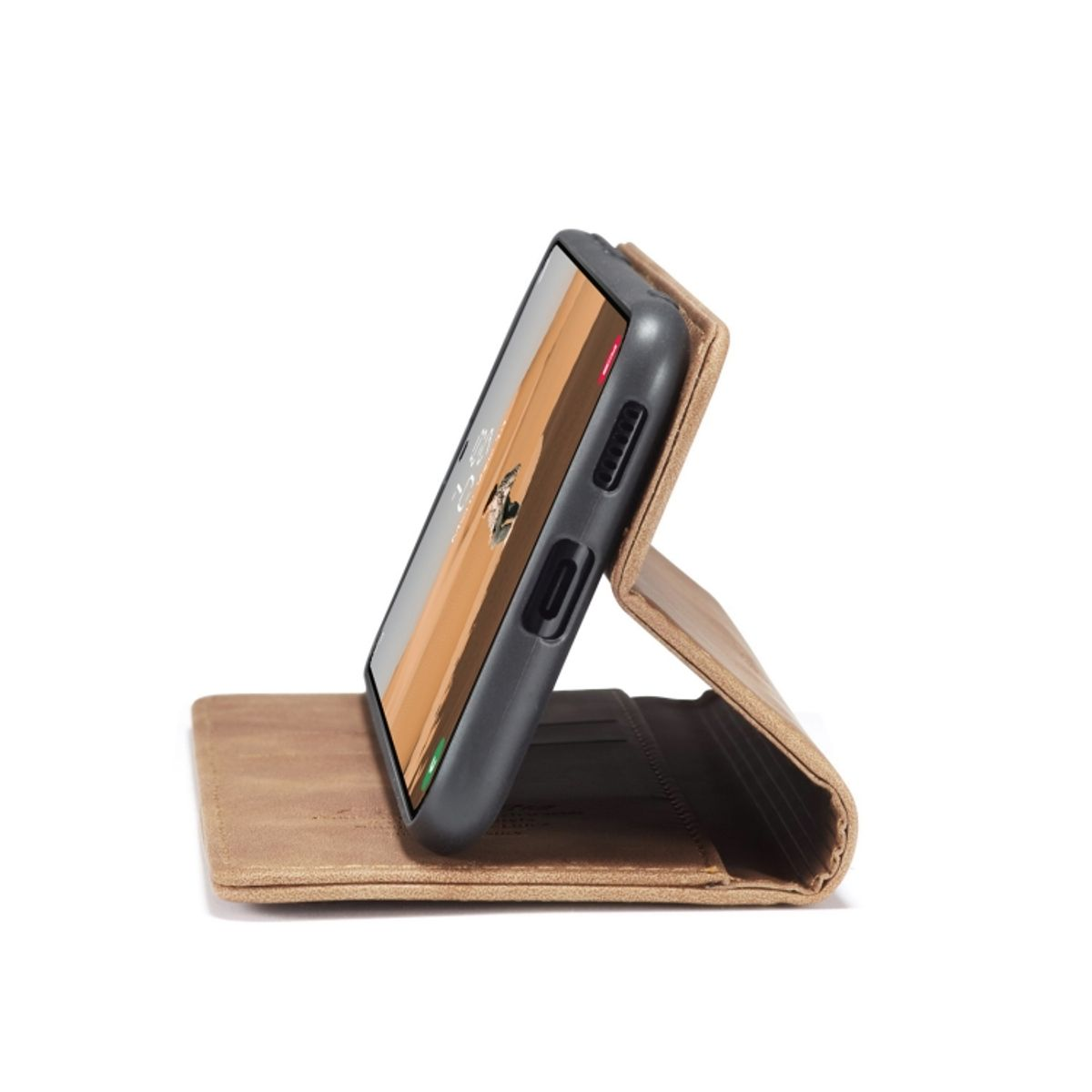 Telefon in einer braunen Hülle, hochgeklappt. Der Telefonbildschirm ist sichtbar.